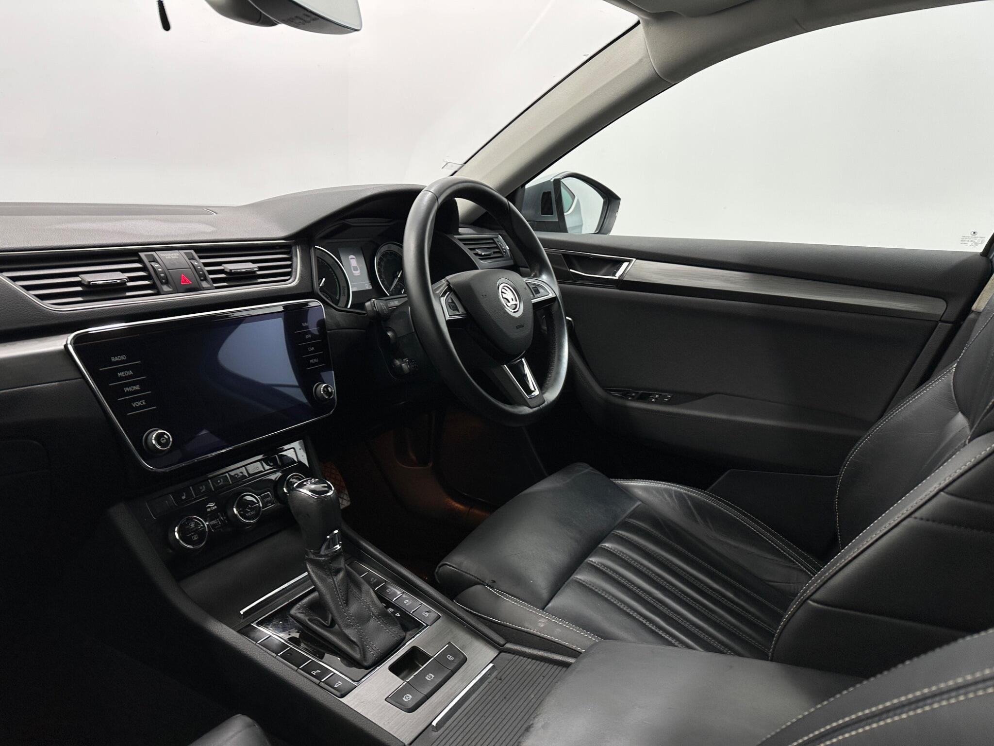 Skoda Superb view 31