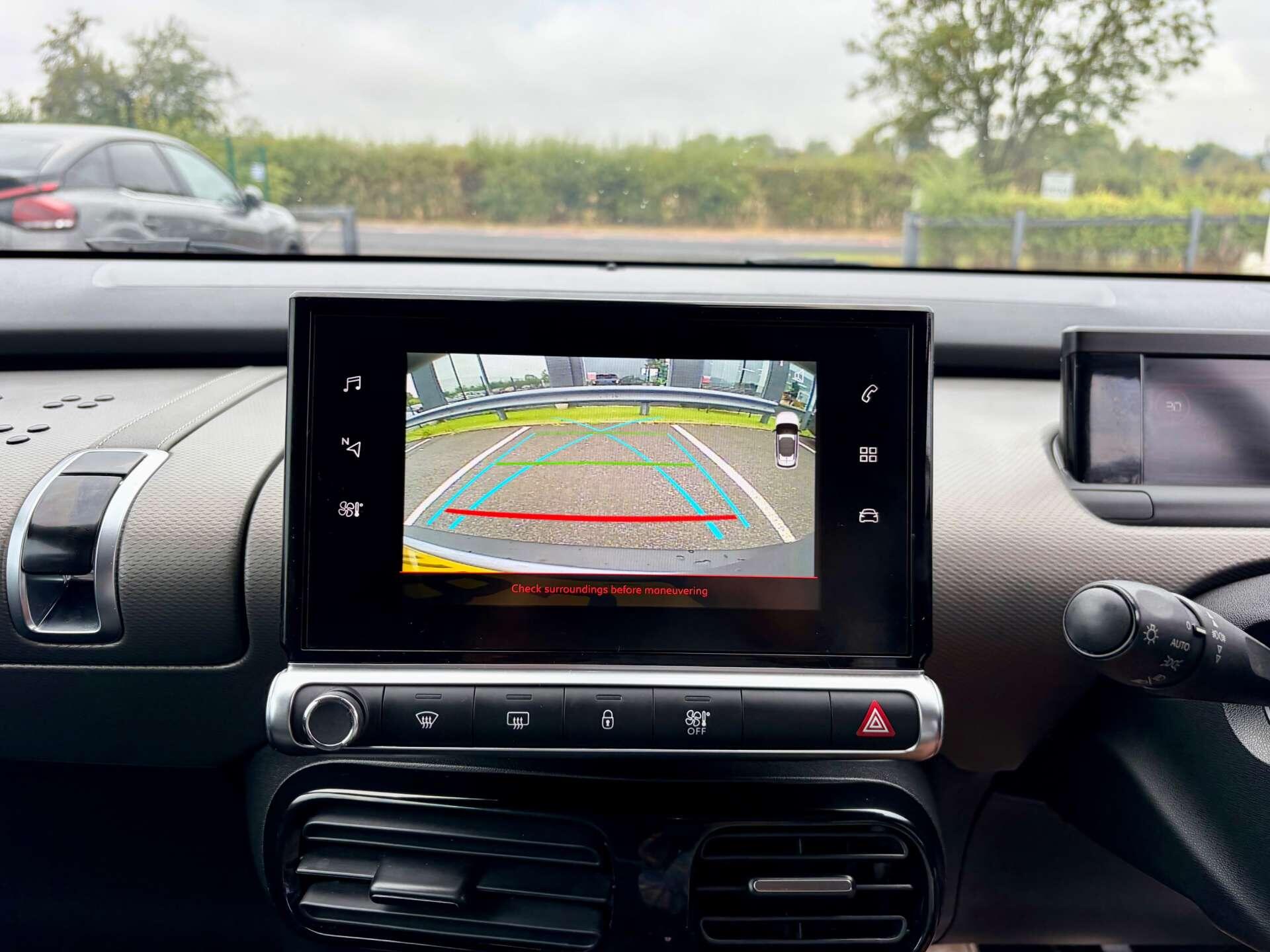 Citroen C4 Cactus view 50