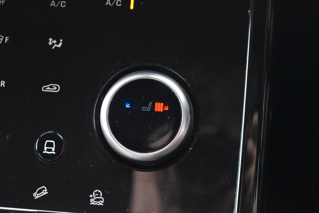 Land Rover Range Rover Evoque view 16