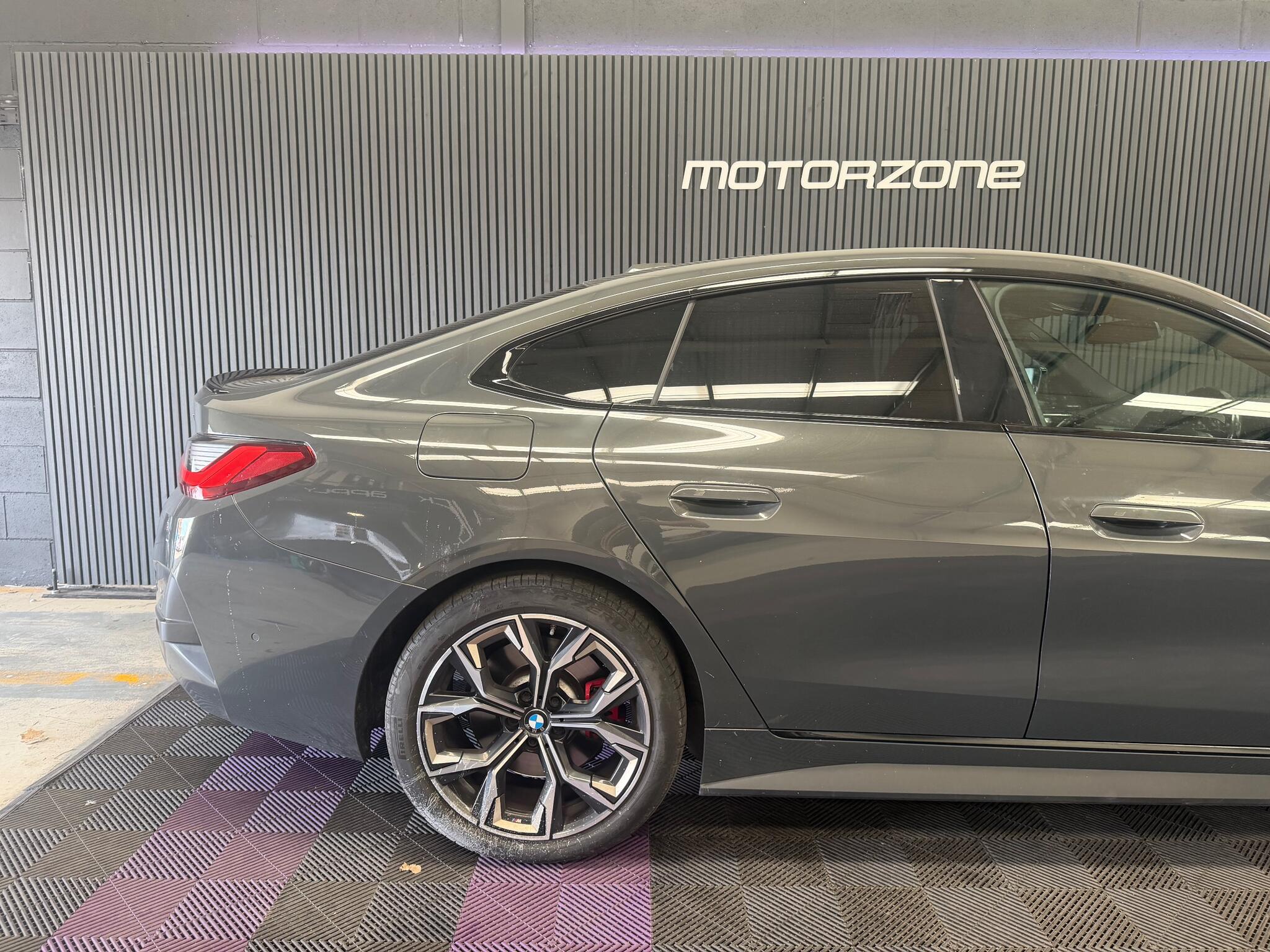 BMW 4 Series view 6
