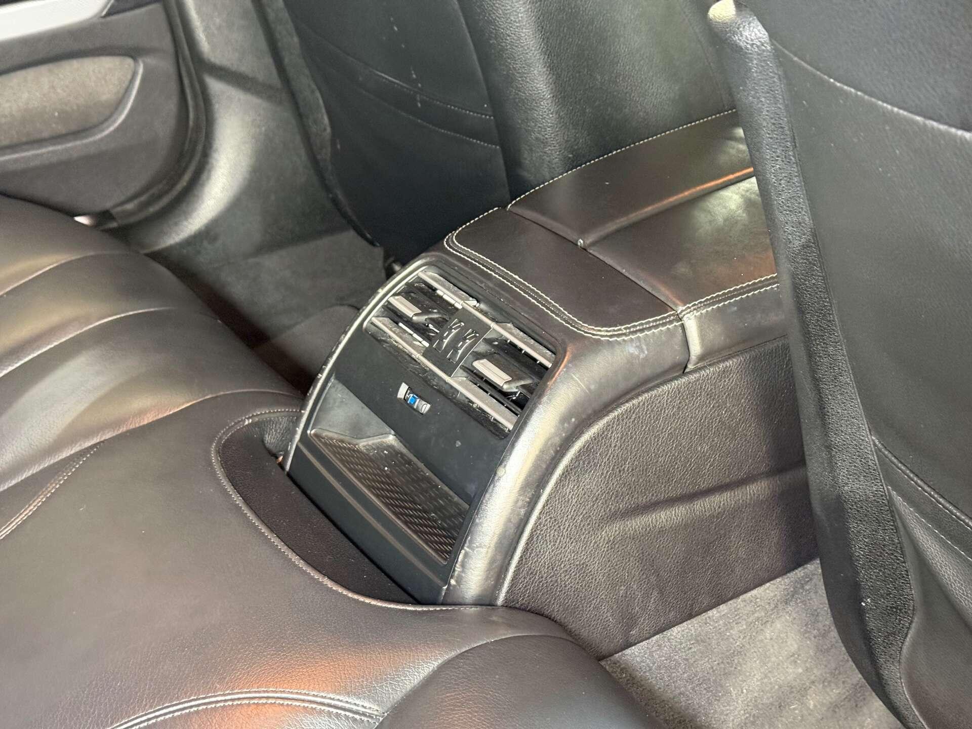 BMW 6 Series view 20