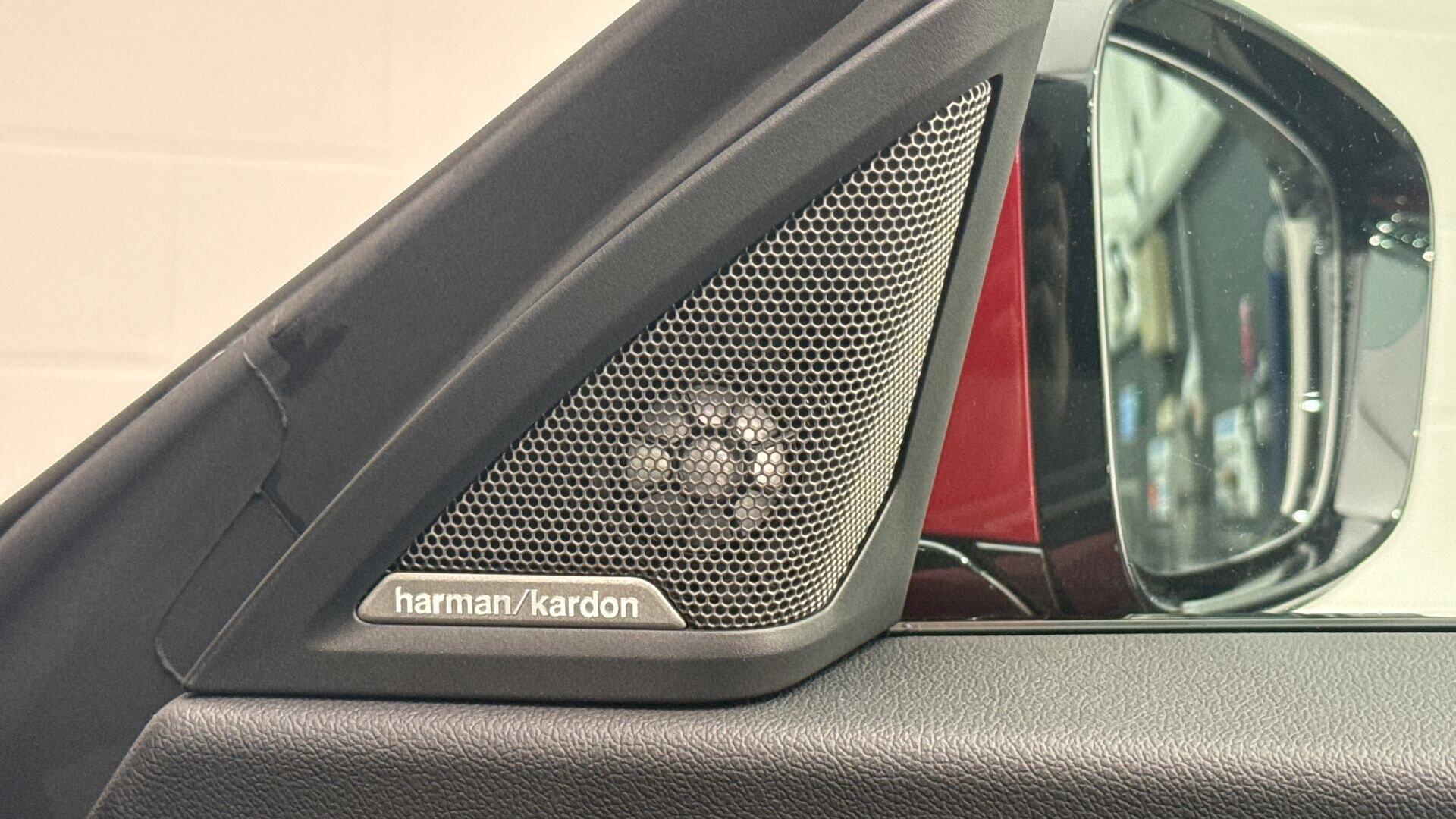 BMW 2 Series view 21