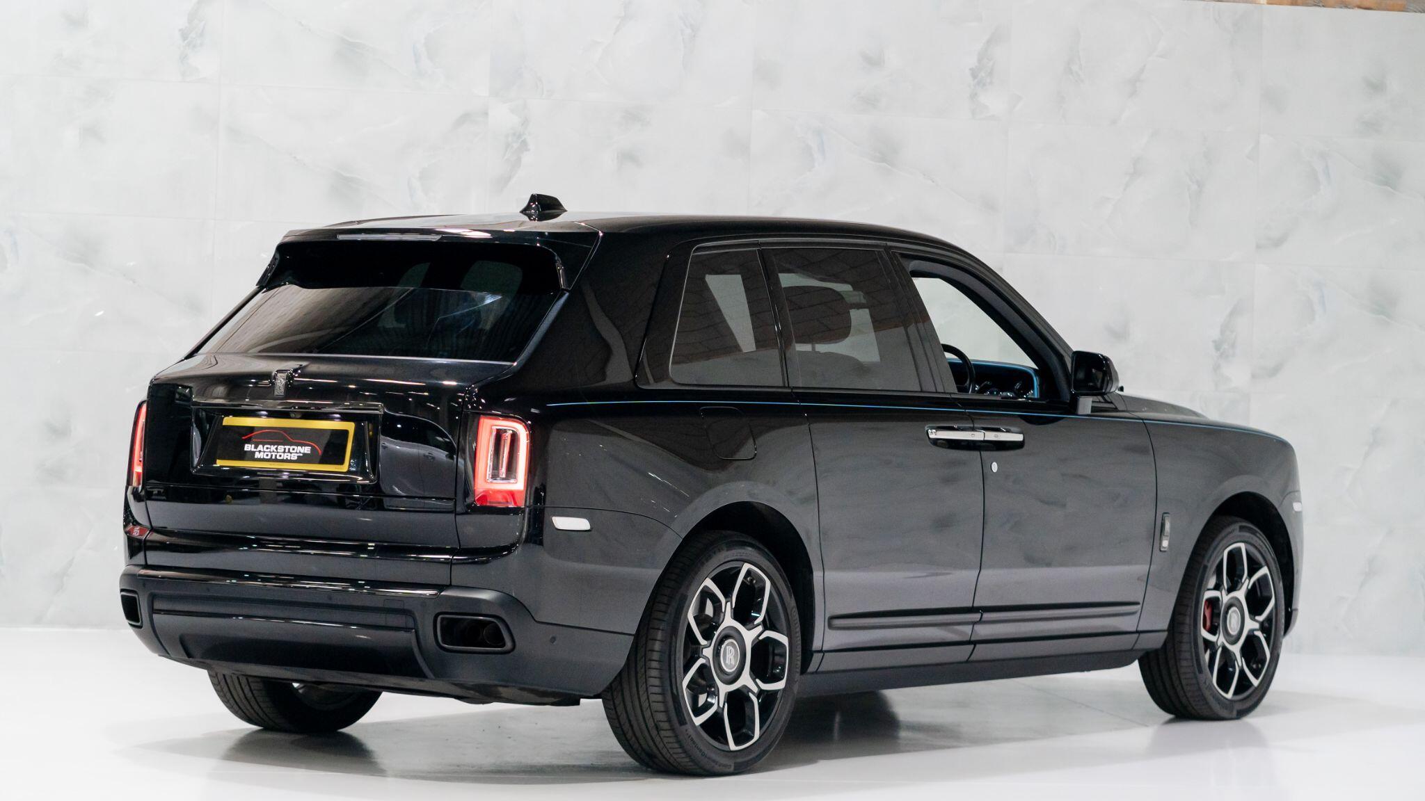 Rolls-Royce Cullinan view 8