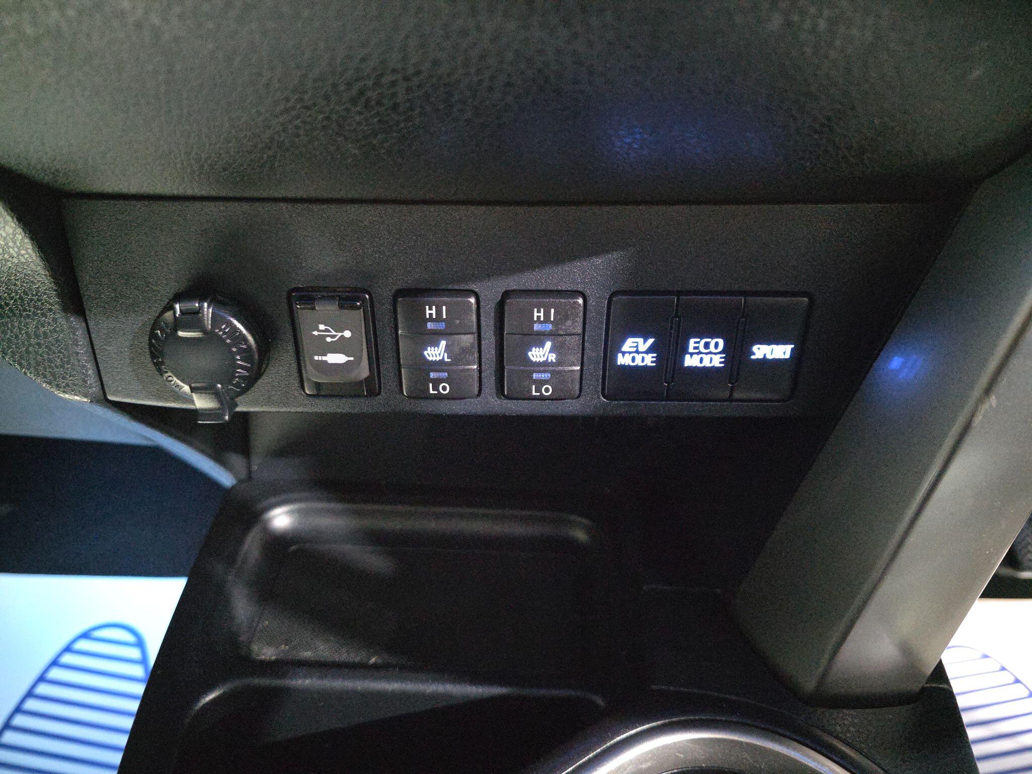 Toyota Rav4 view 10