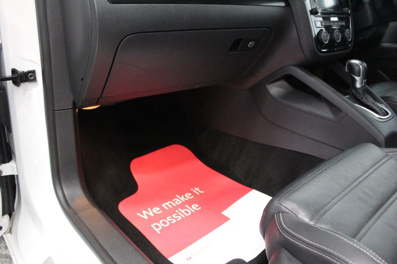 Volkswagen Scirocco view 30