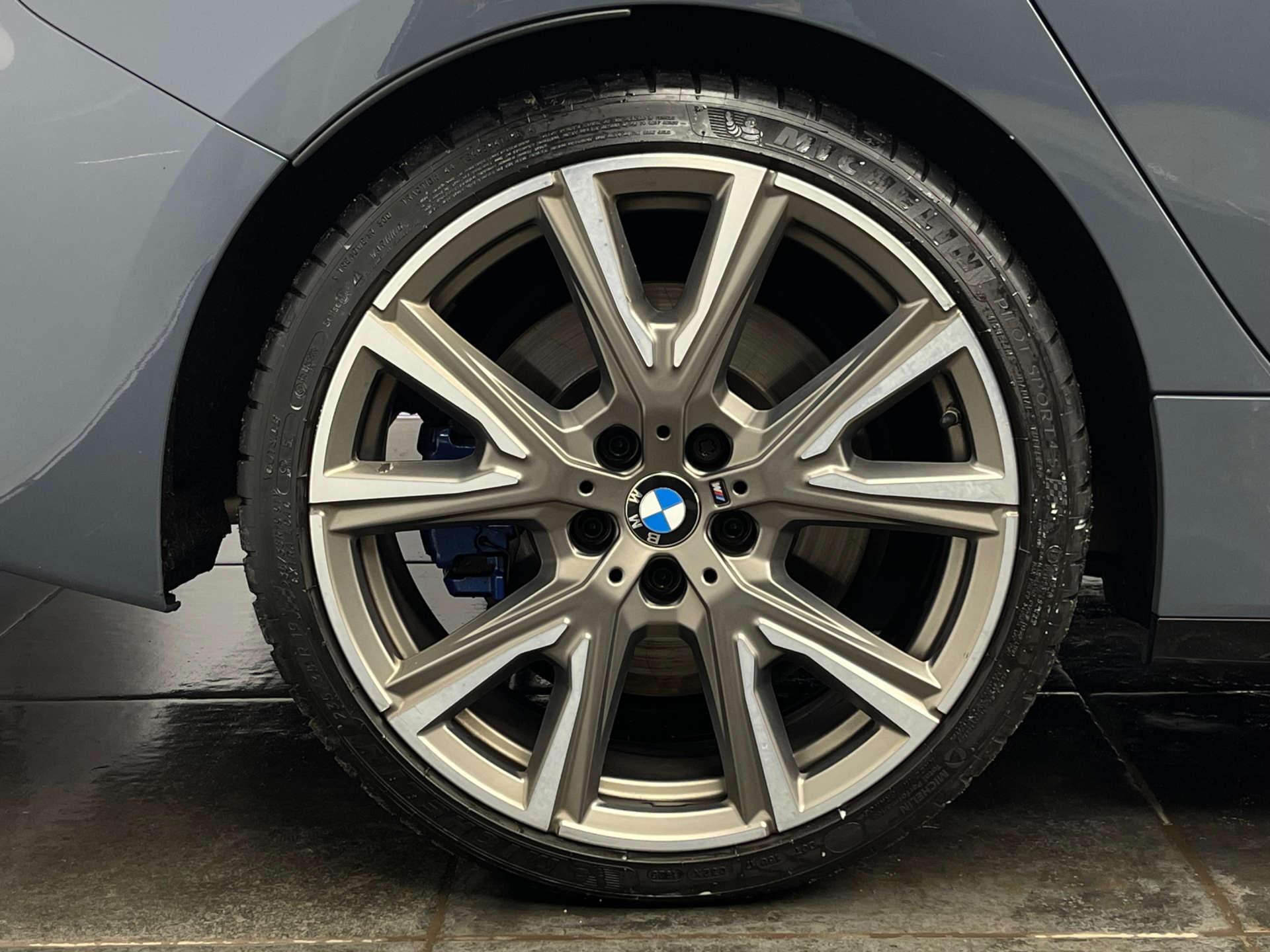 BMW 1 Series view 31