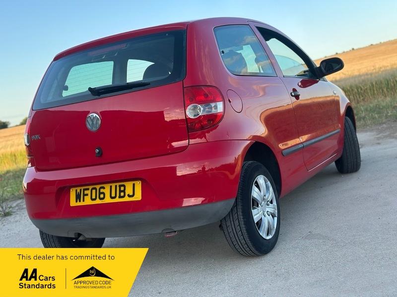 2006 Volkswagen Fox image 16