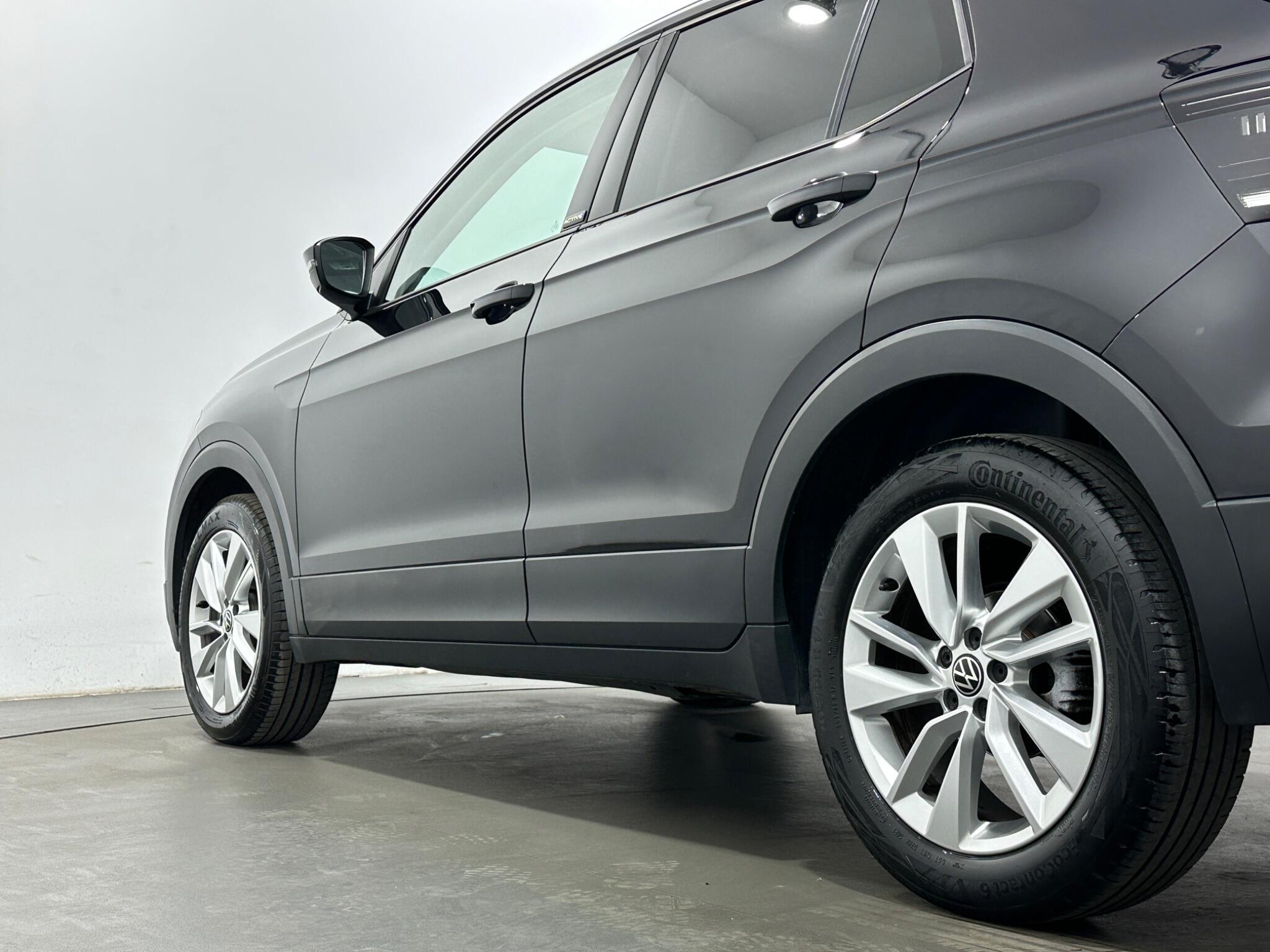 Volkswagen T-Cross view 49