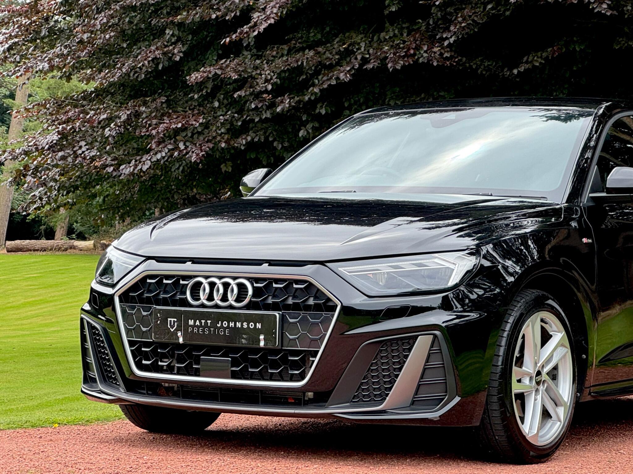Audi A1 view 3