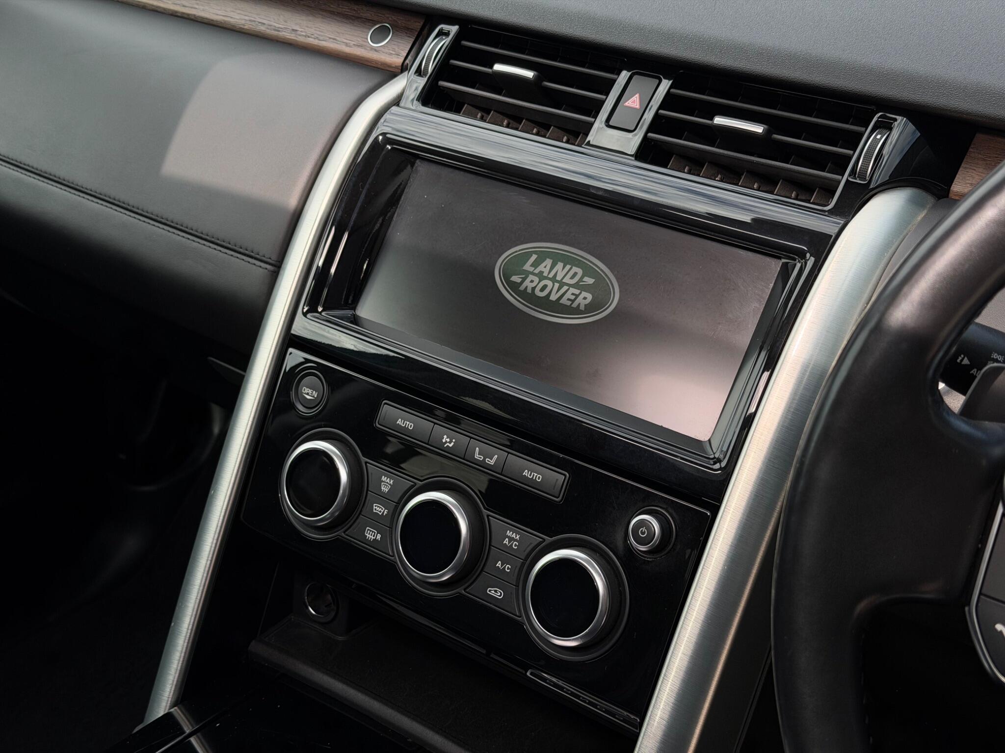 Land Rover Discovery view 31