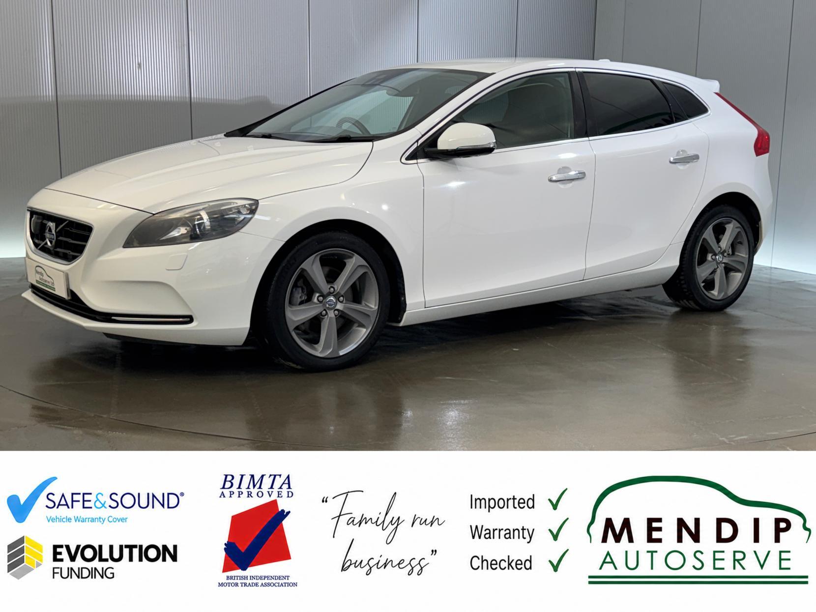 Volvo V40 view 4