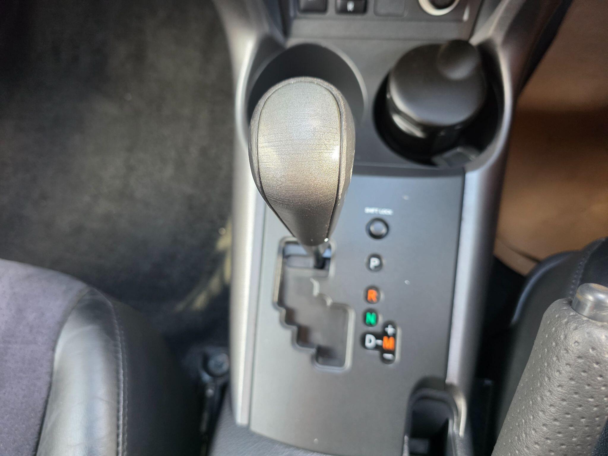 Toyota RAV4 view 19