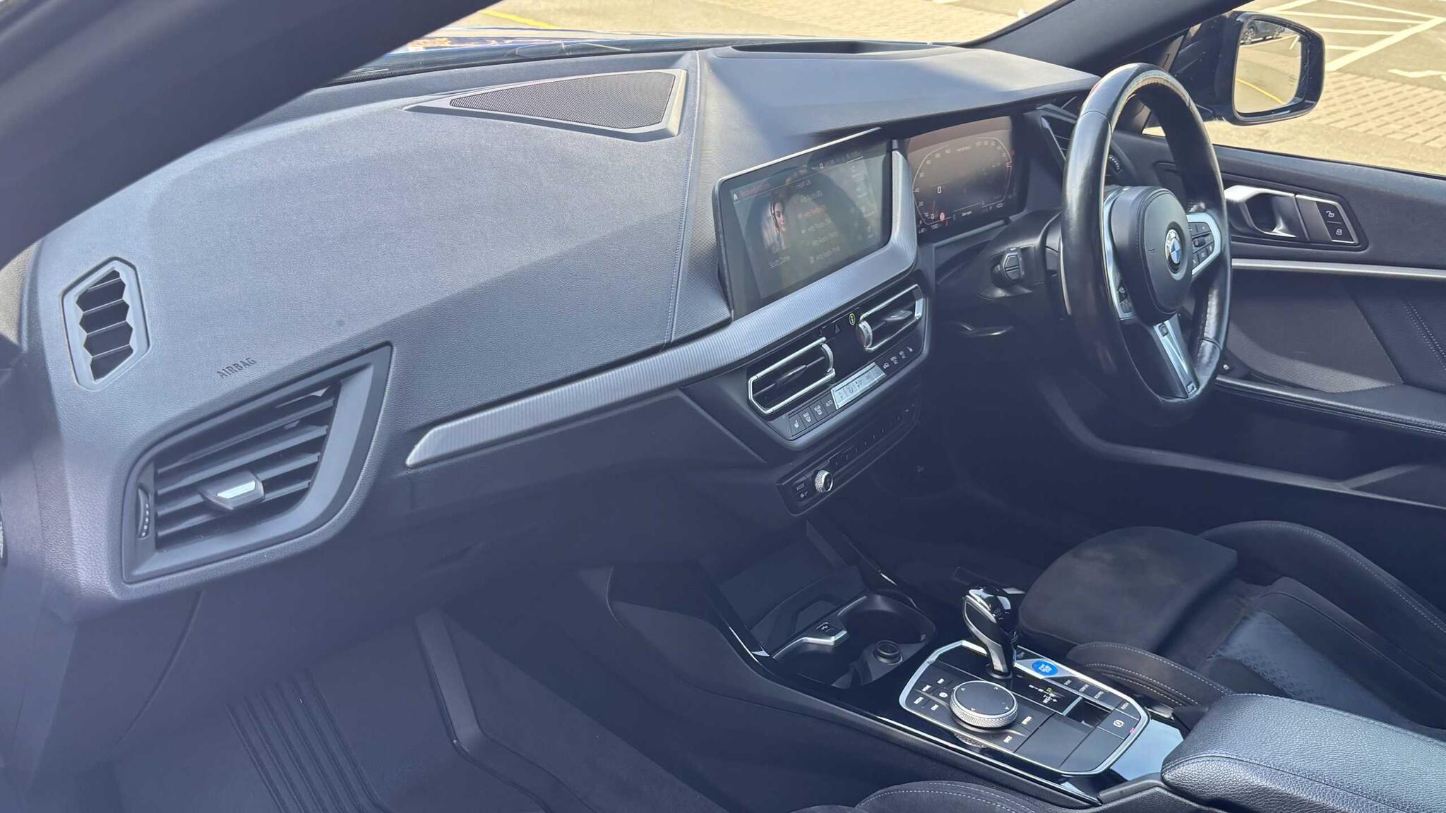 BMW 2 Series view 9