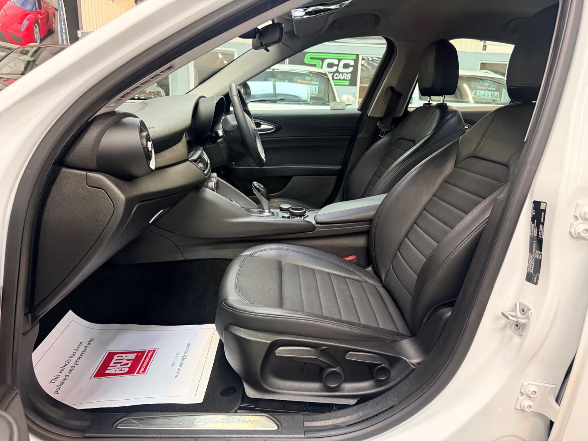 Alfa Romeo Giulia view 4