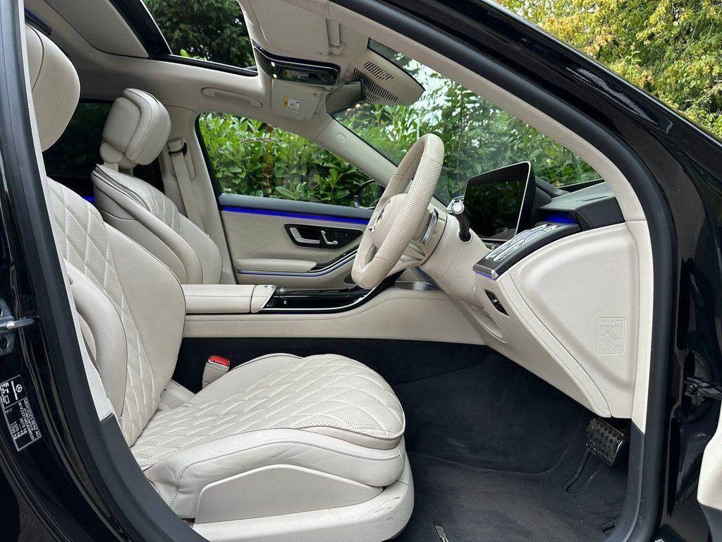 Mercedes-Benz S-Class view 16