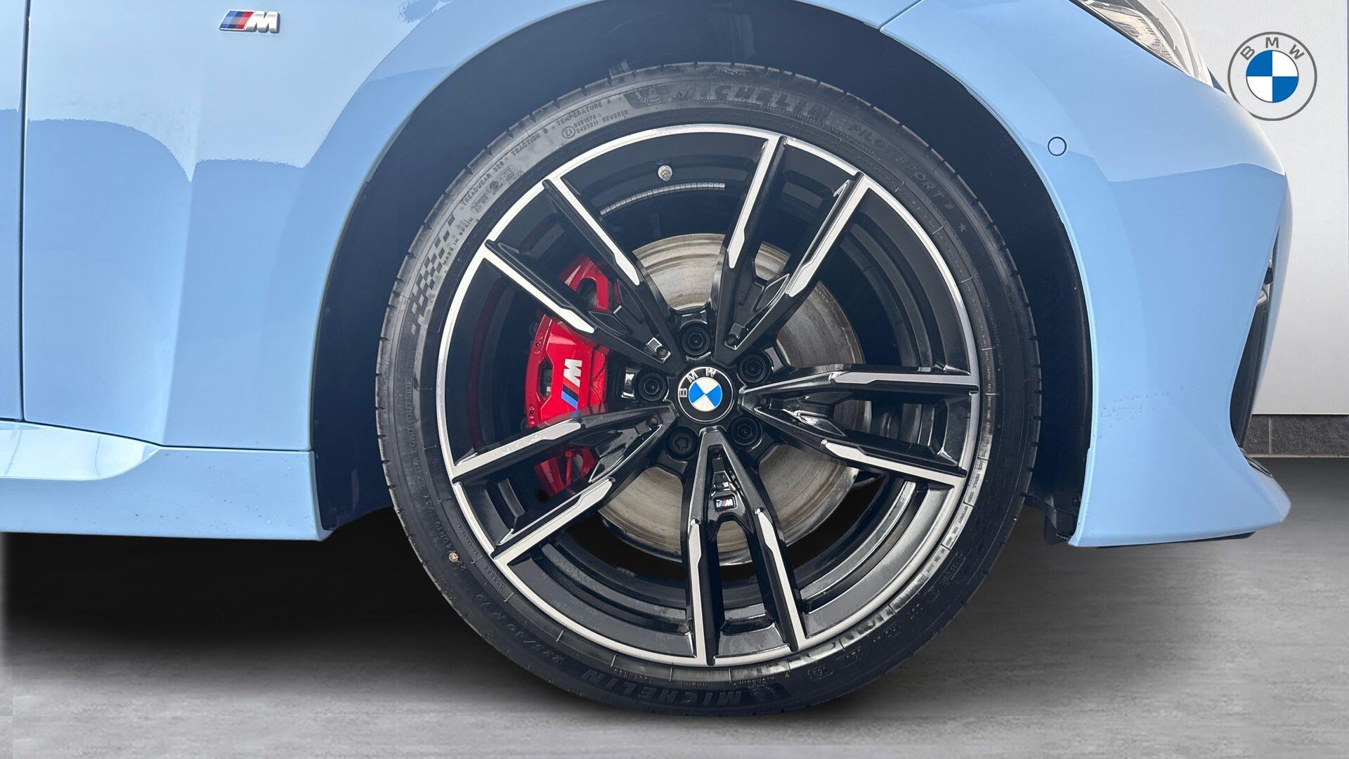 BMW 2 Series view 9