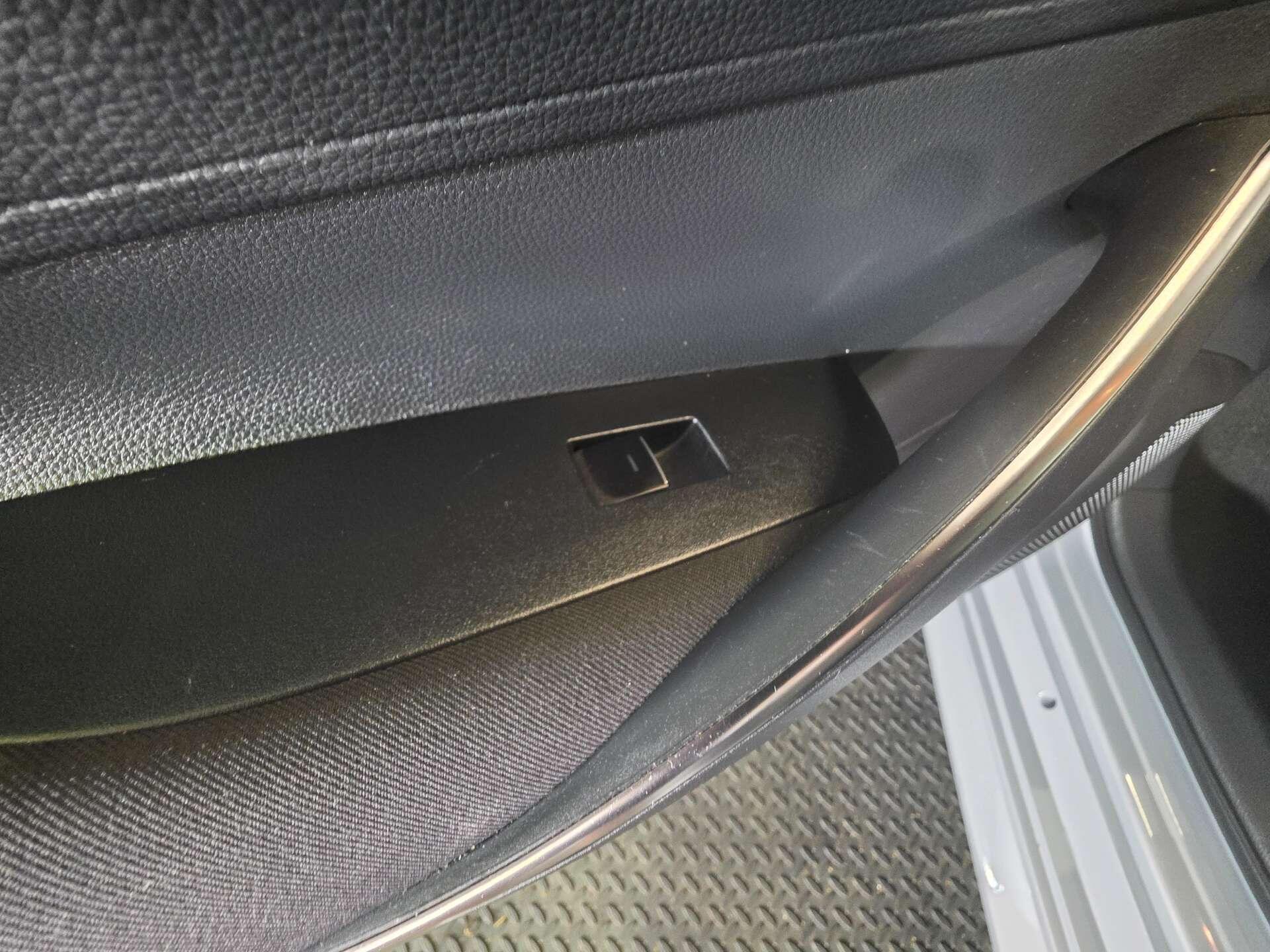 Toyota Corolla view 47