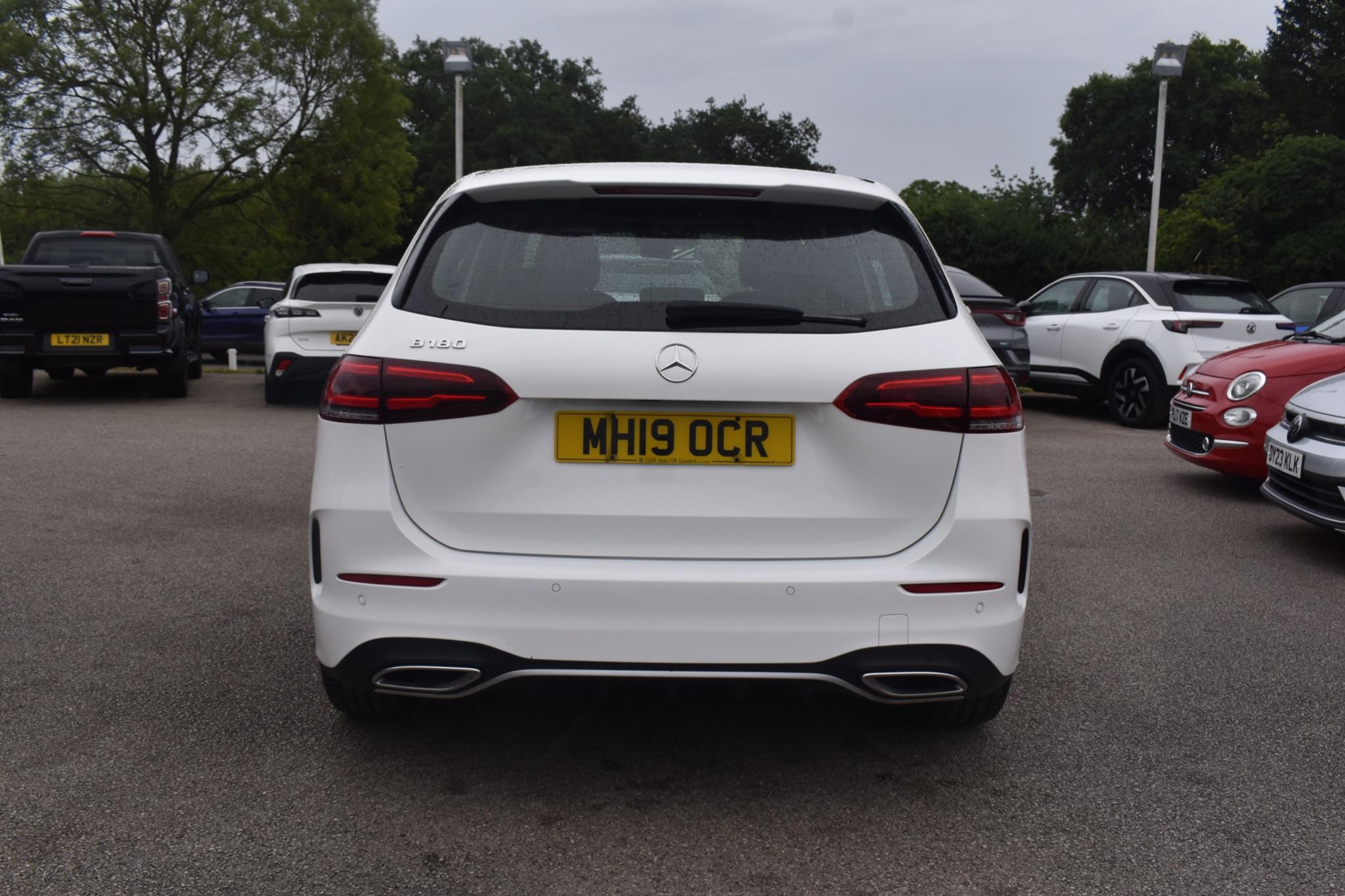 B Class - 1.3 B180 AMG Line (Premium) Euro 6 (s/s) 5dr - Image 12