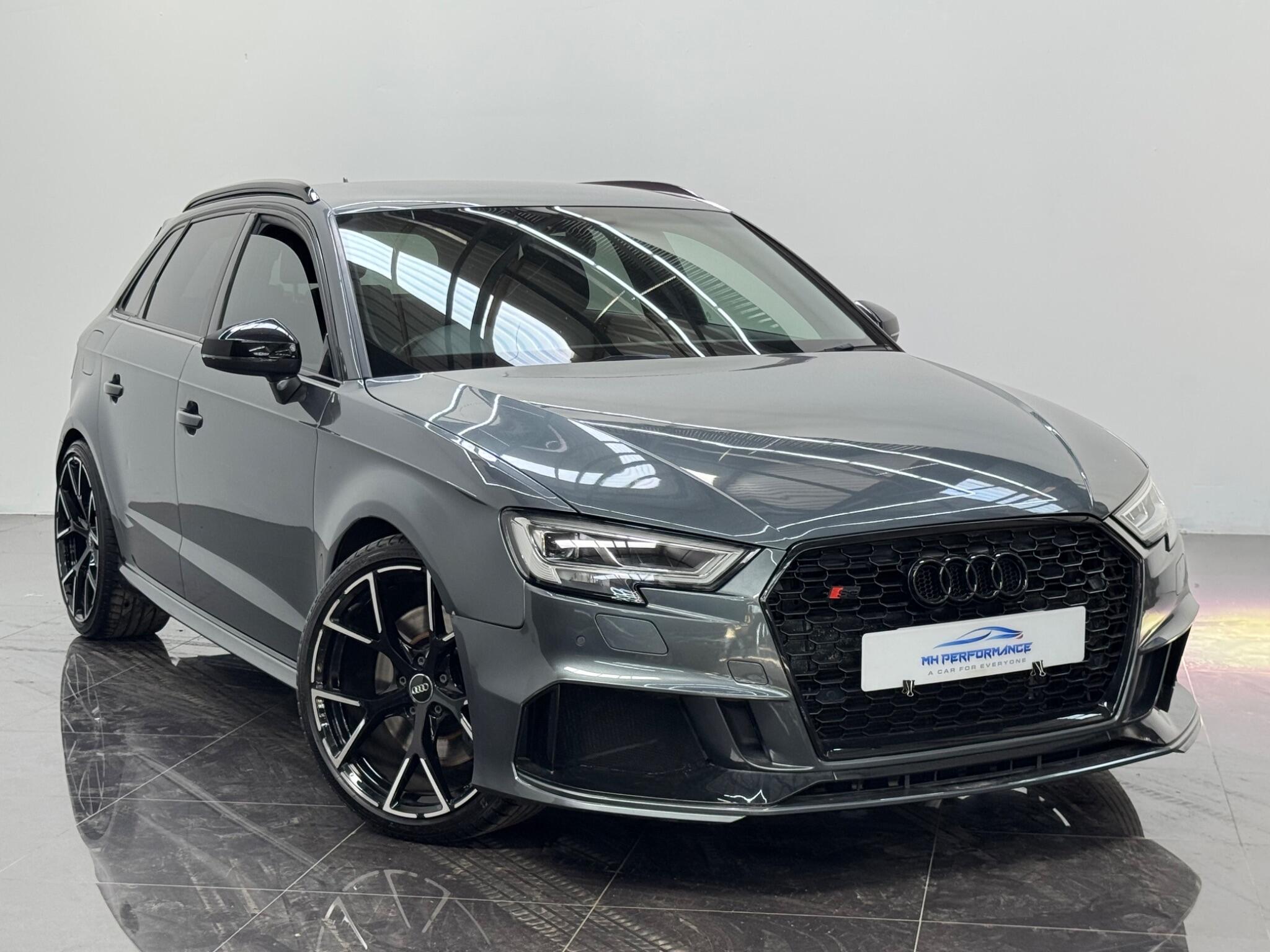 Audi S3 view 3