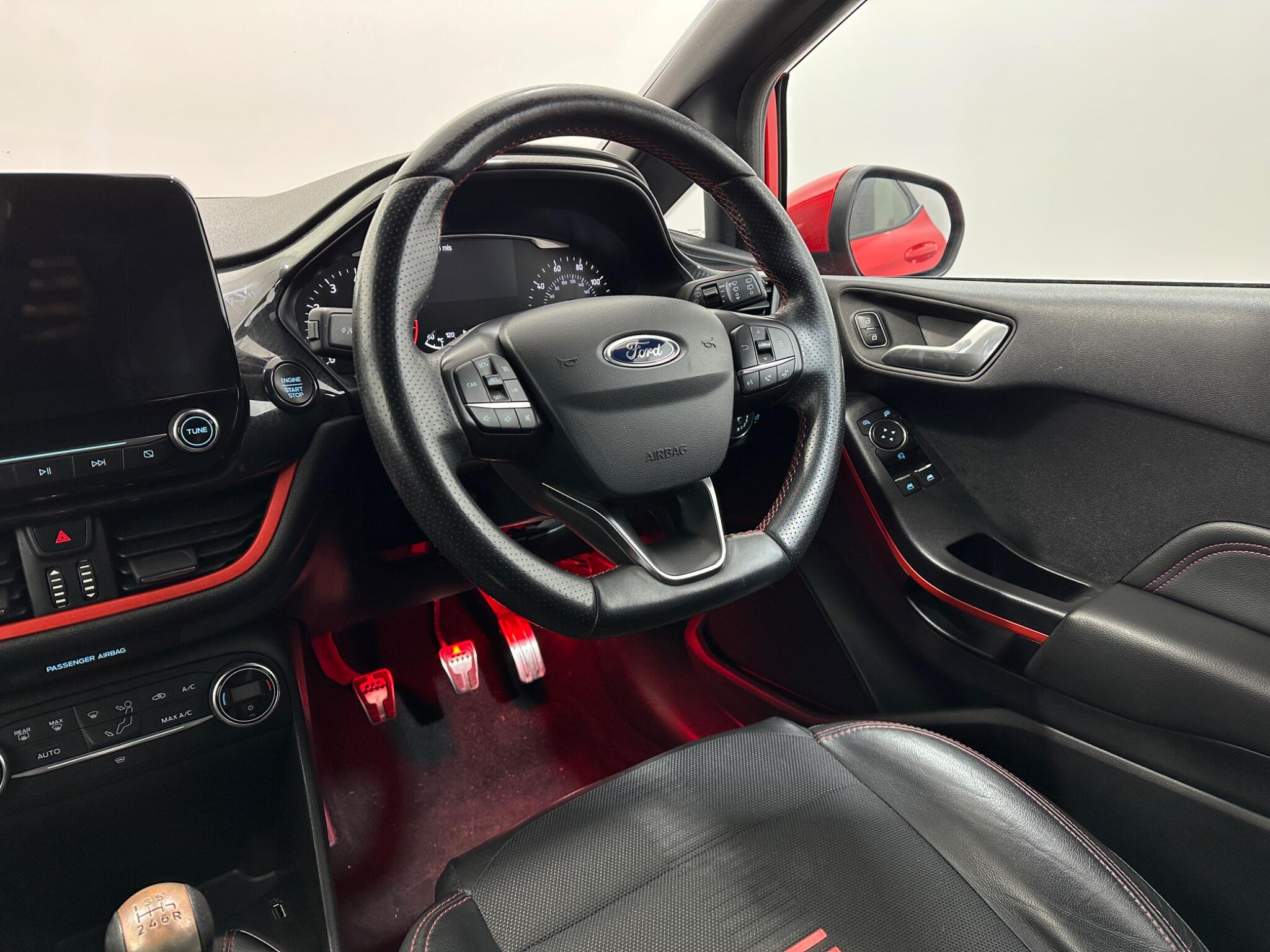 Ford Fiesta view 12