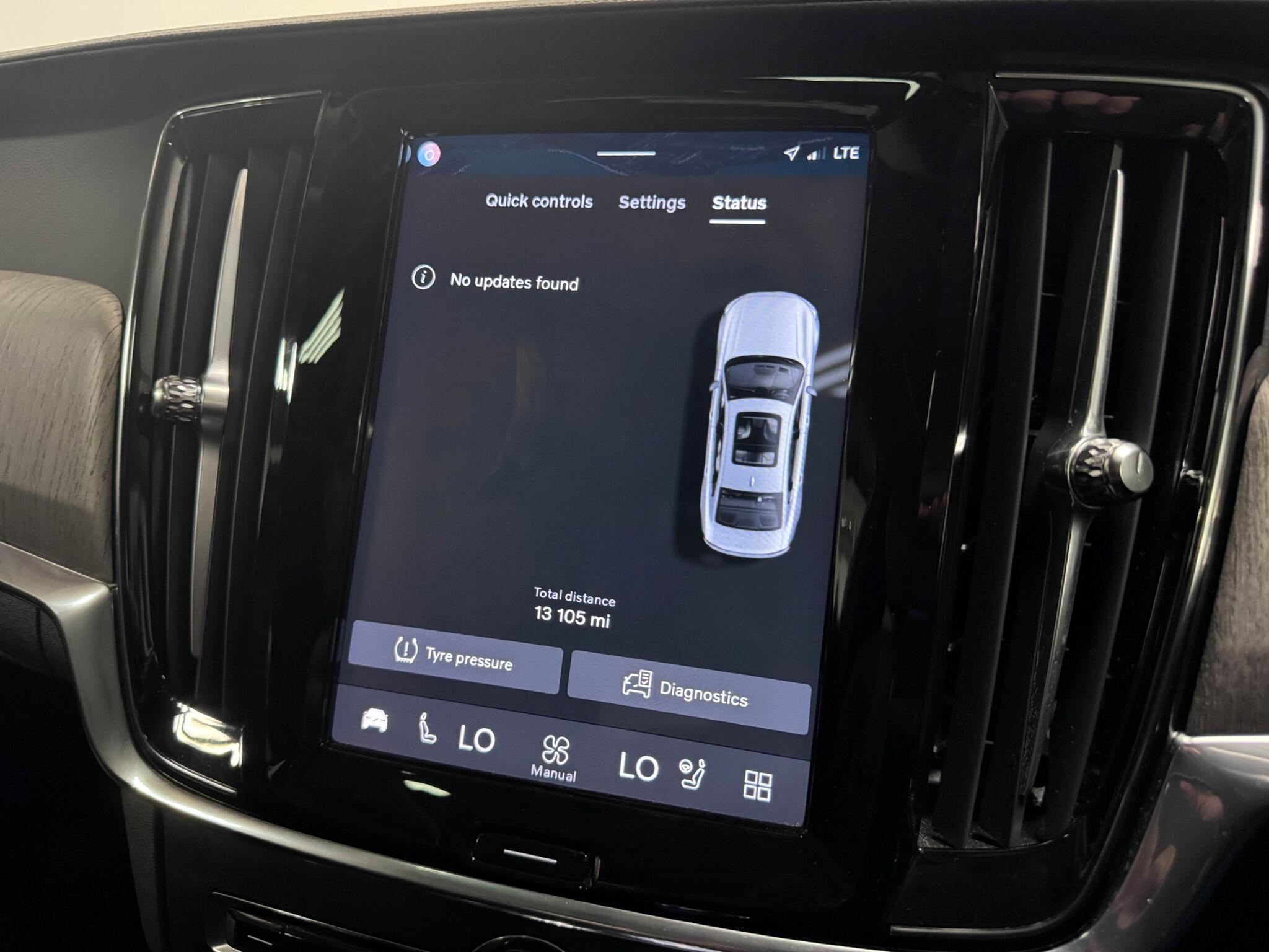Volvo S90 view 43