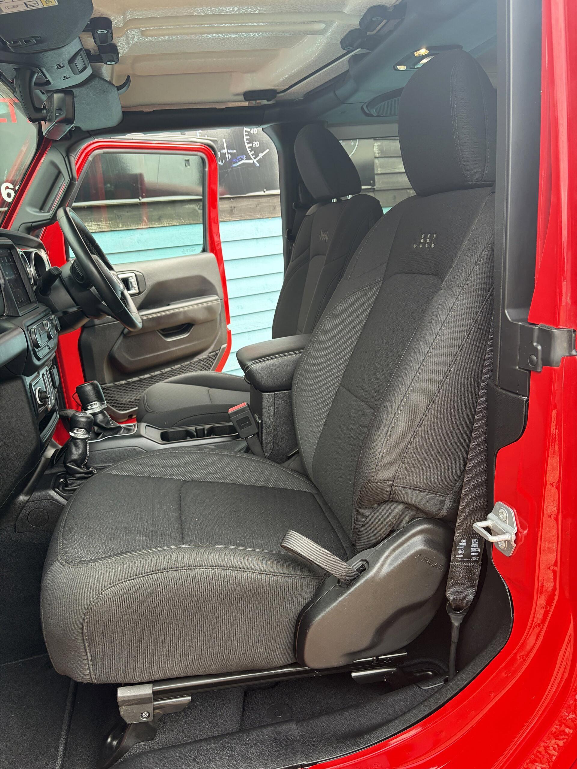 Jeep Wrangler view 9