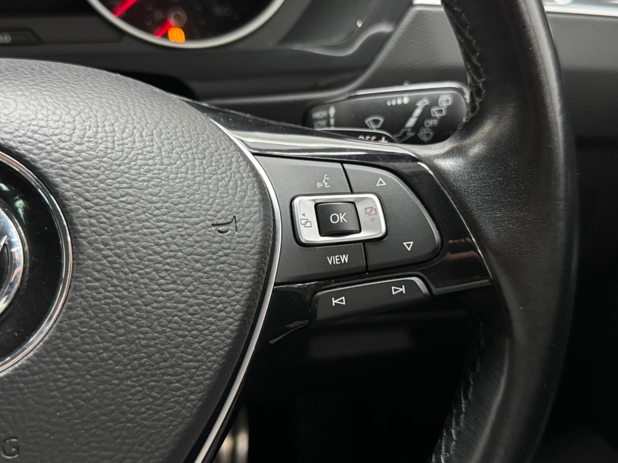 Volkswagen Tiguan view 36