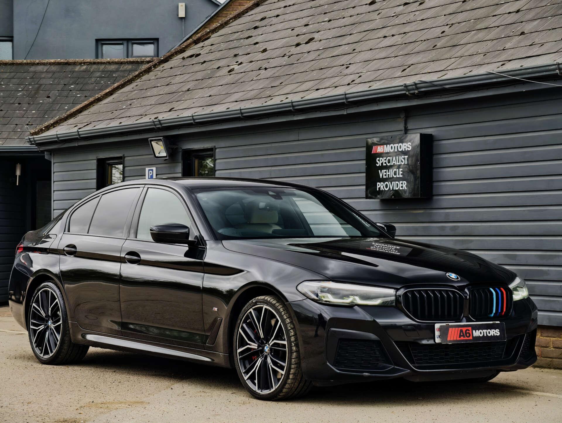 BMW 5 Series view 9