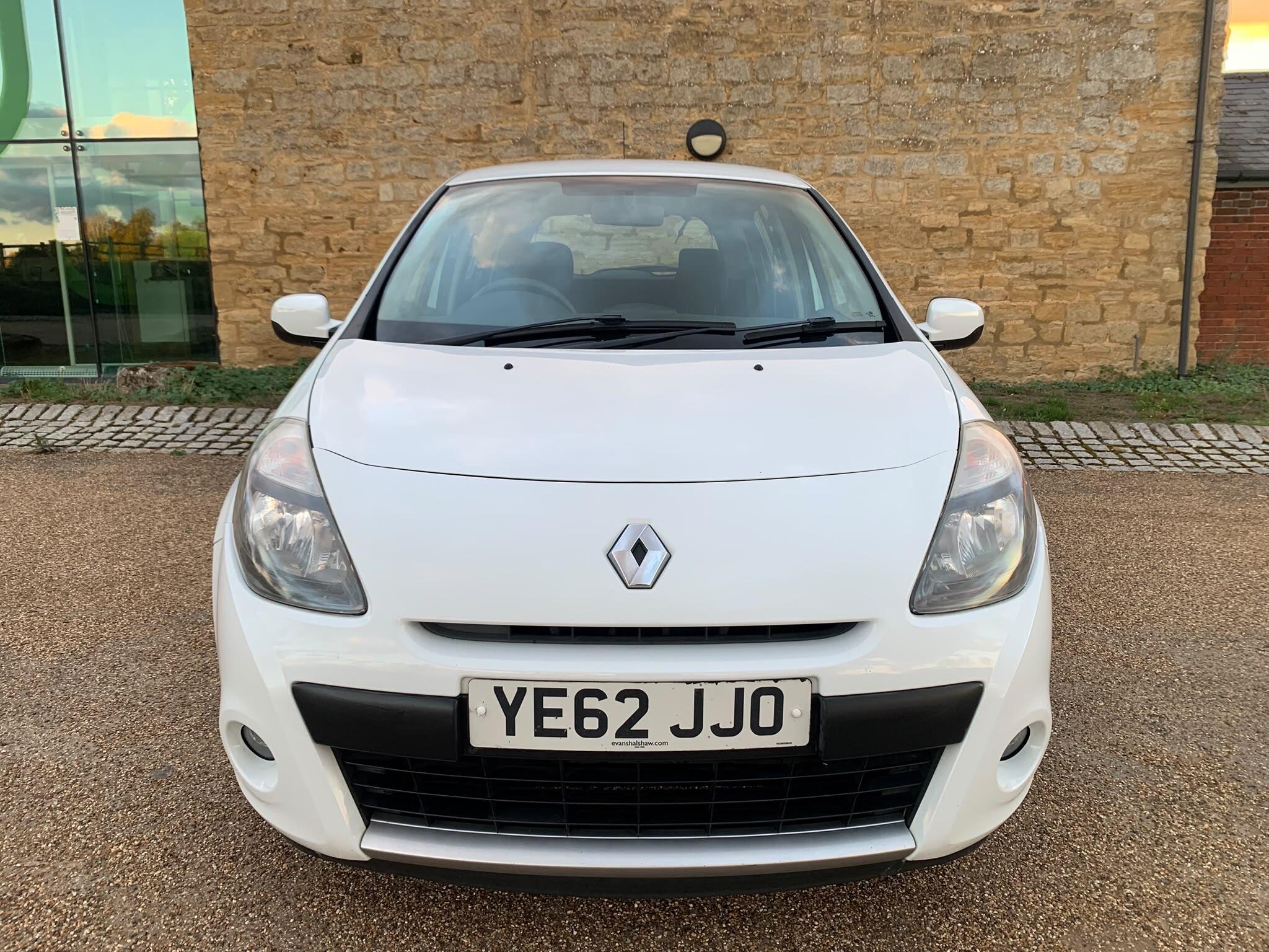 Renault Clio - Image 3