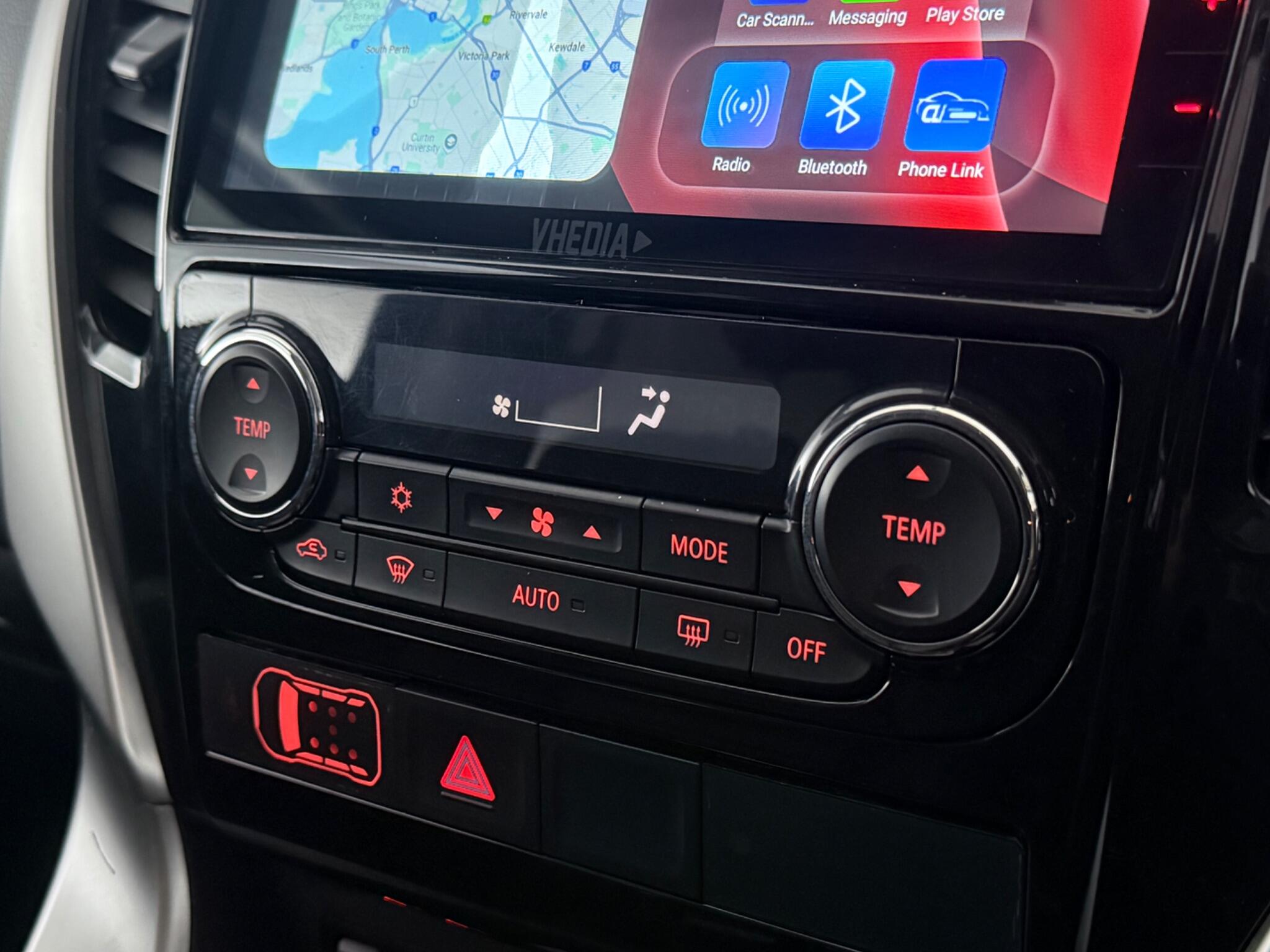 Mitsubishi Shogun Sport view 23