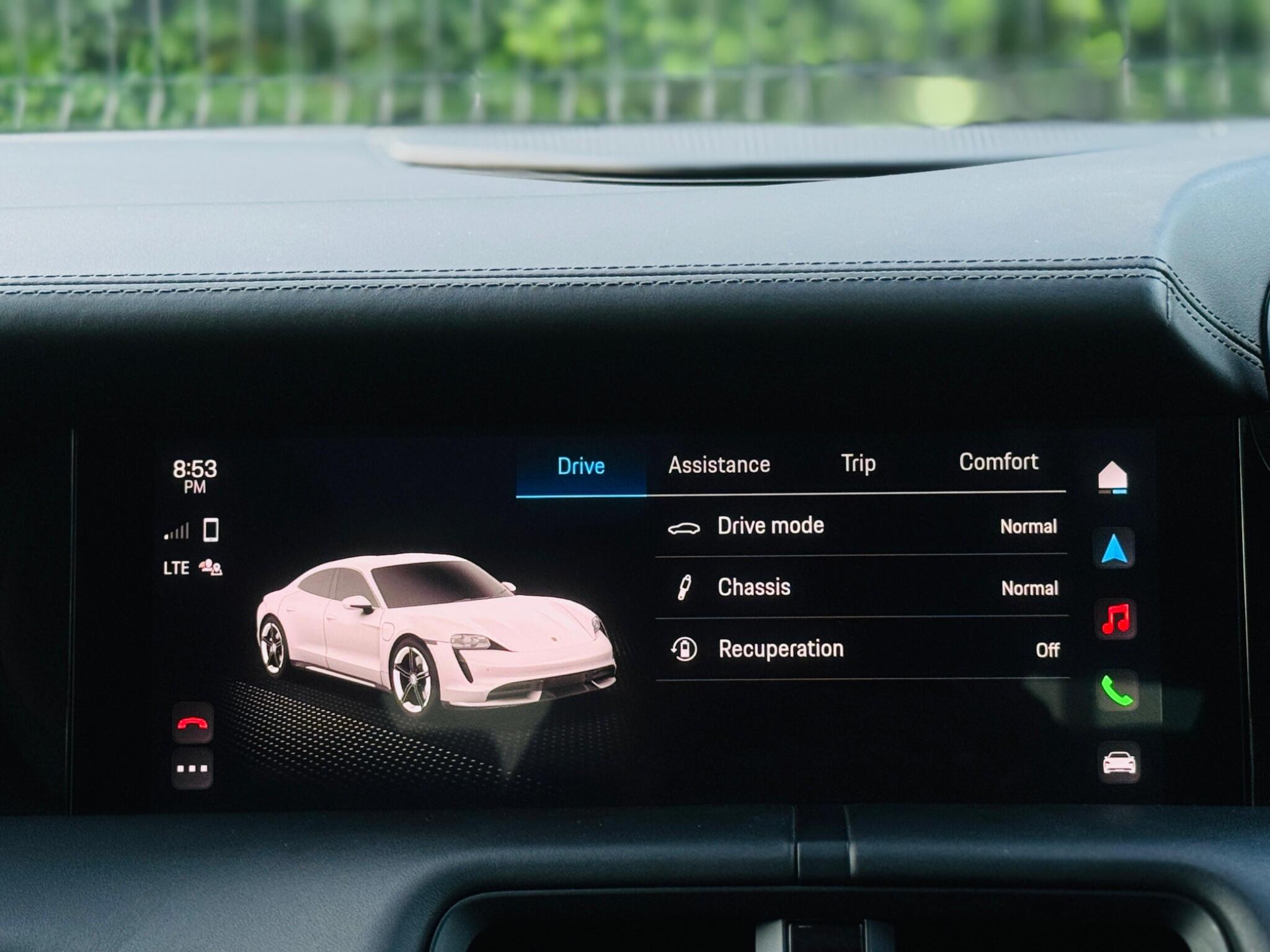 Porsche Taycan view 24