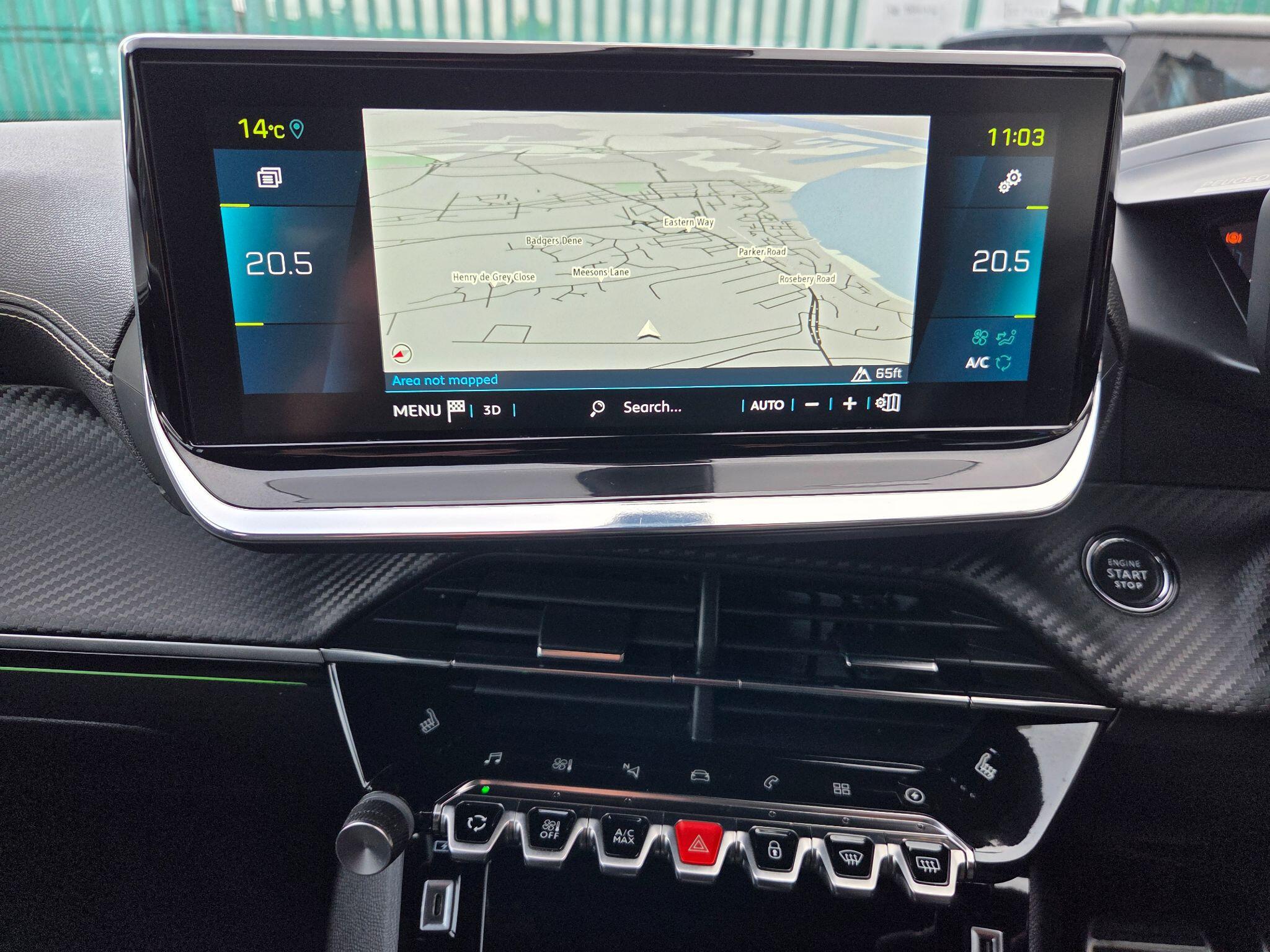Peugeot e-2008 view 17
