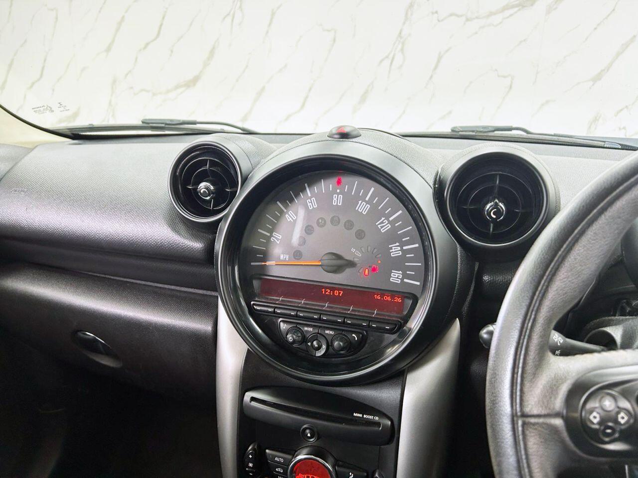 MINI Countryman view 16