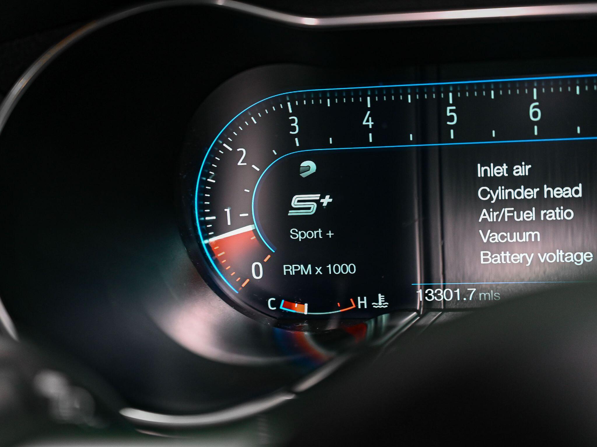 Ford Mustang view 13