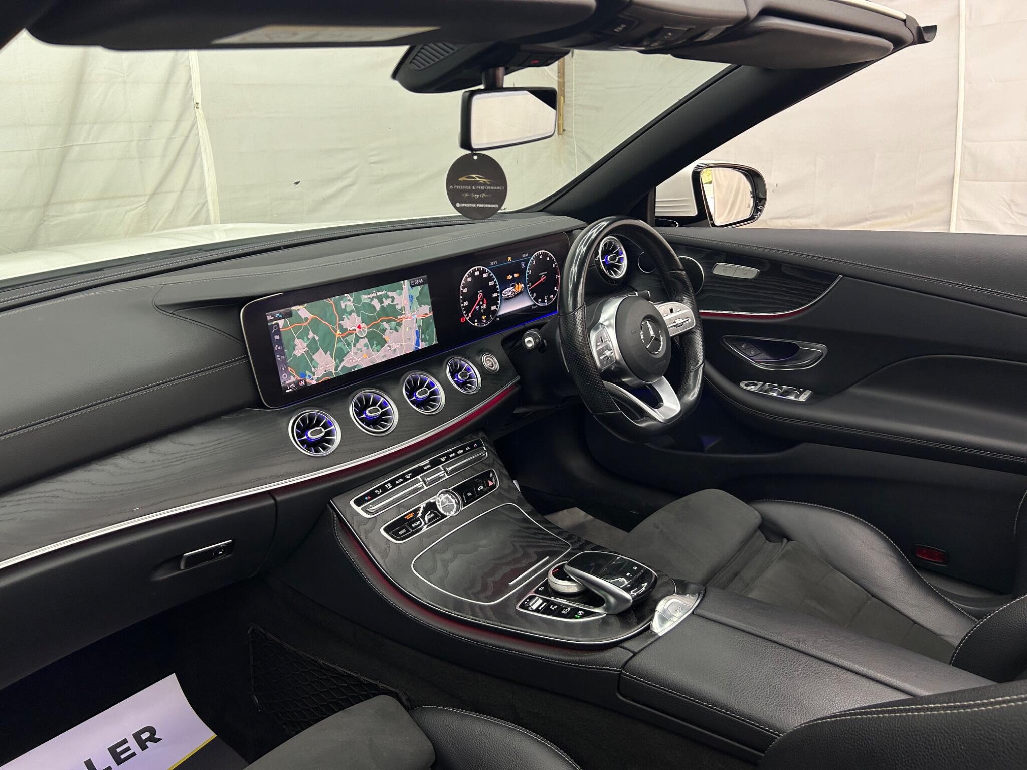 Mercedes-Benz E-Class view 17