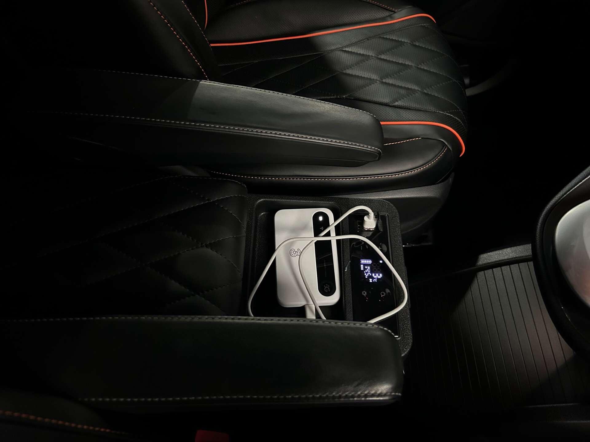 Mercedes-Benz V Class view 39