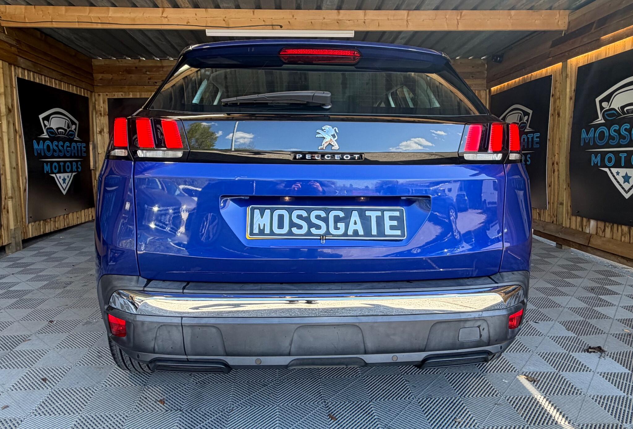 Peugeot 3008 view 8