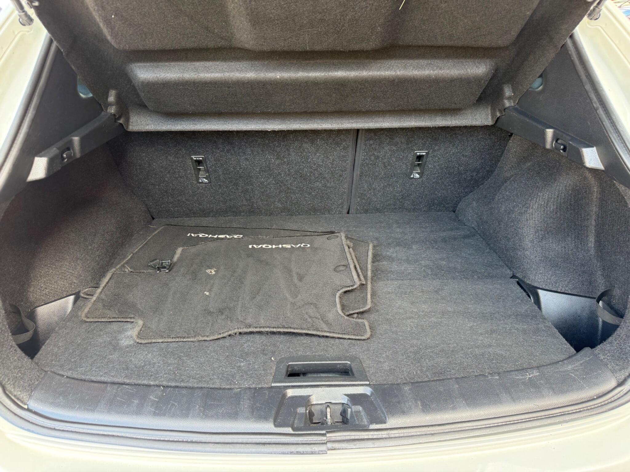 Nissan Qashqai view 32
