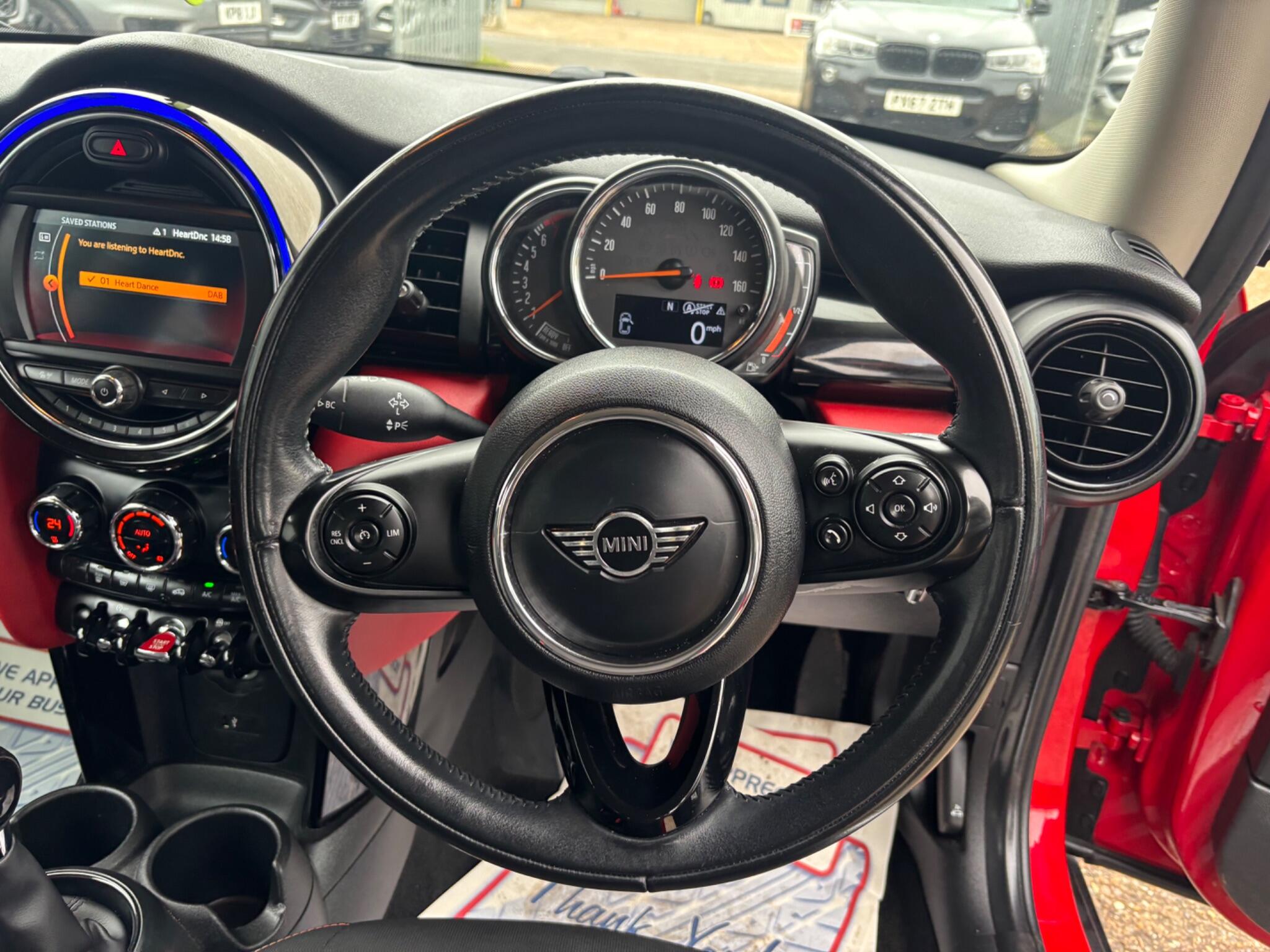 Mini Cooper view 34
