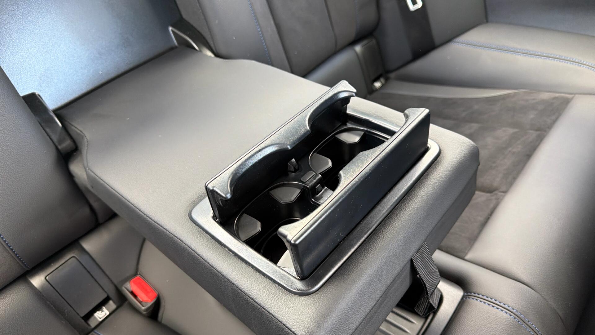 BMW 2 Series view 31