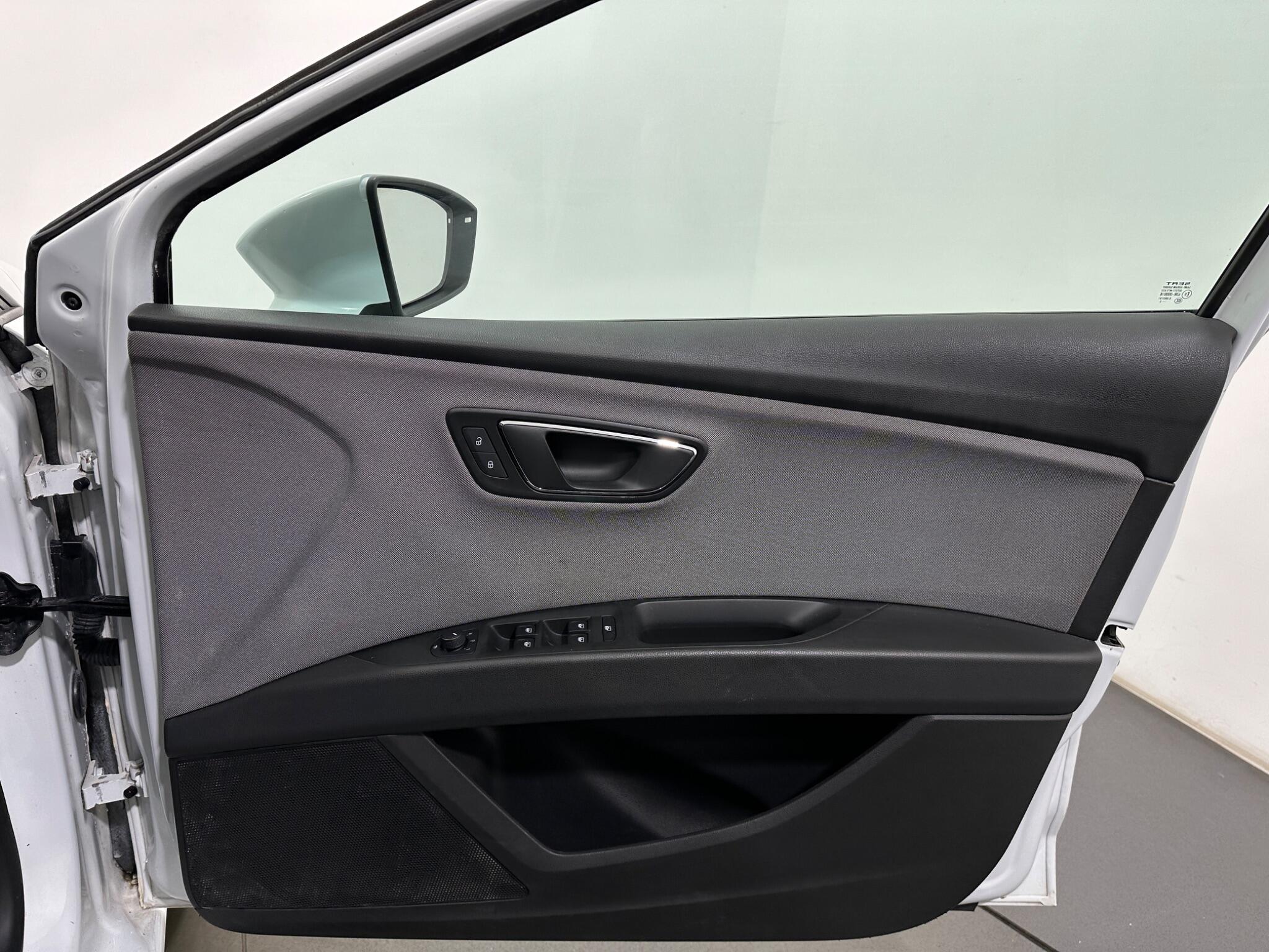 Seat Leon view 32