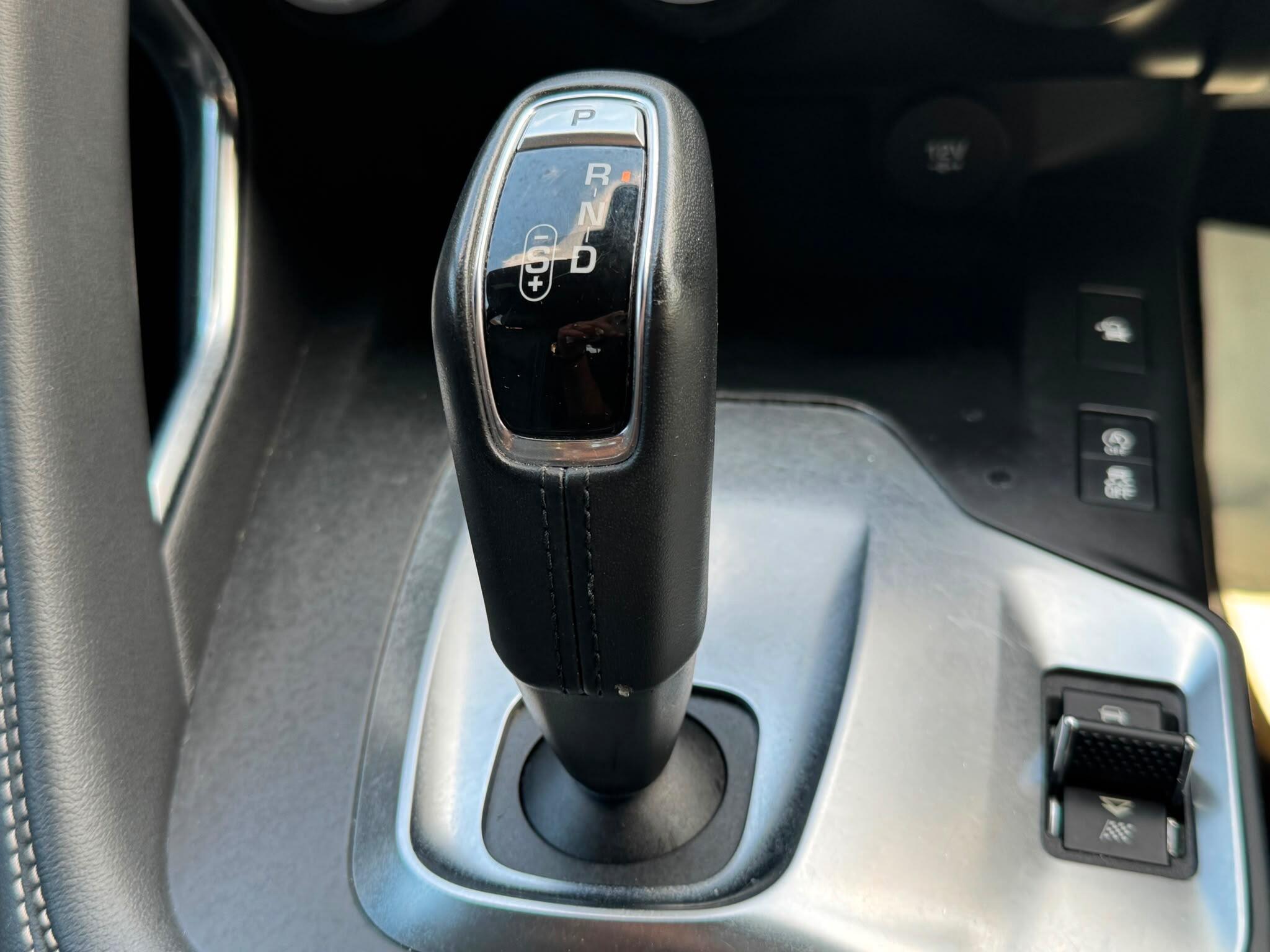 Jaguar E-Pace view 23