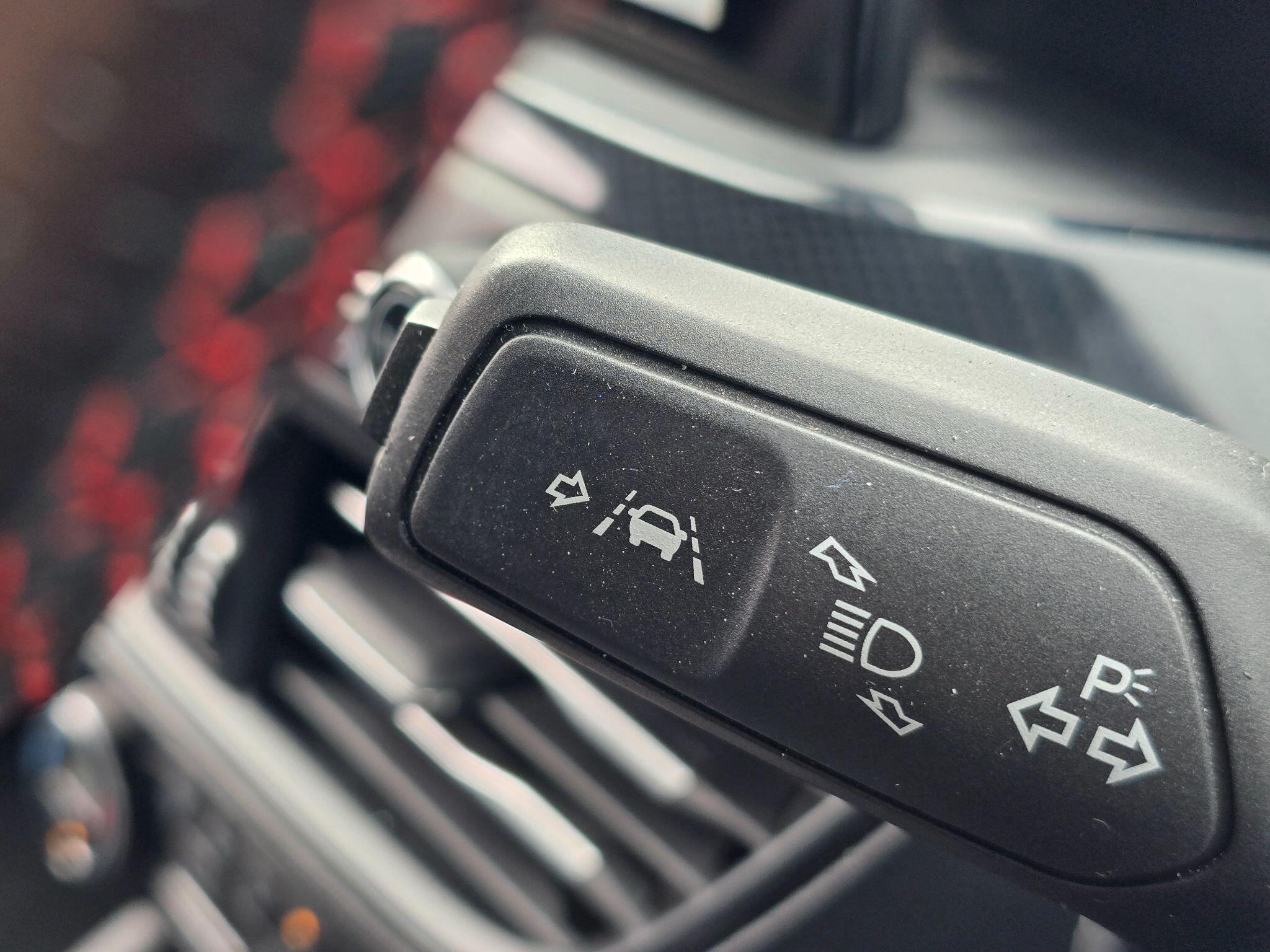 Ford Focus view 31