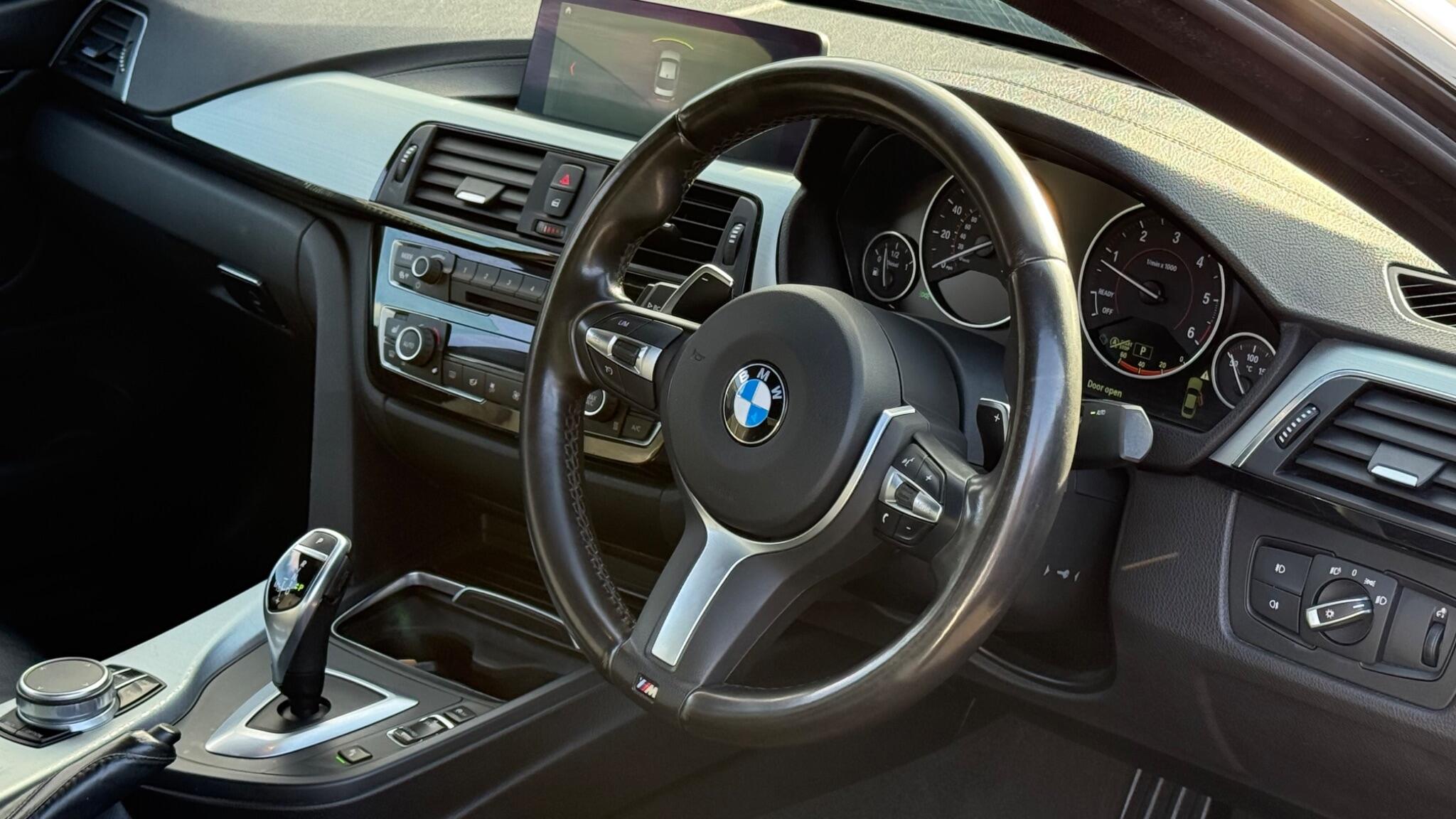 BMW 4 Series view 18