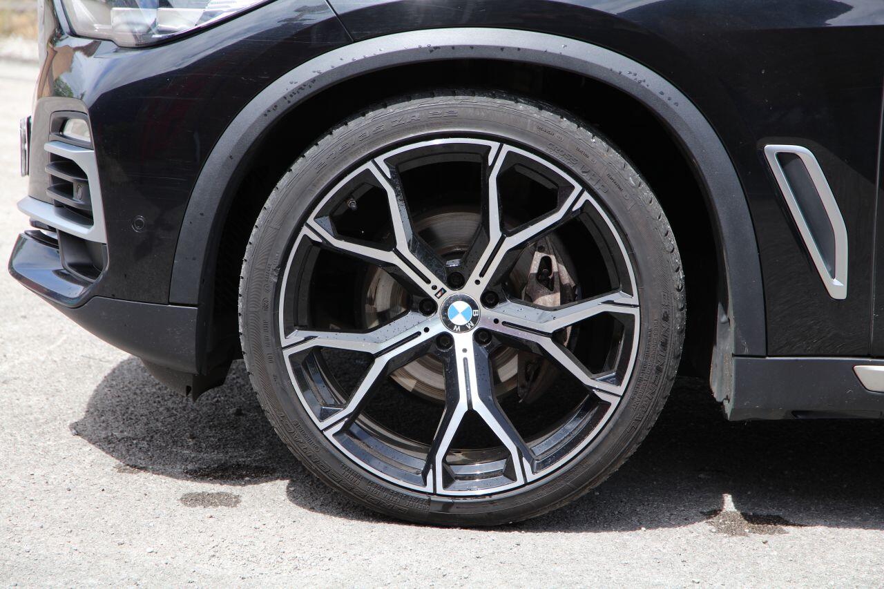 BMW X5 view 25