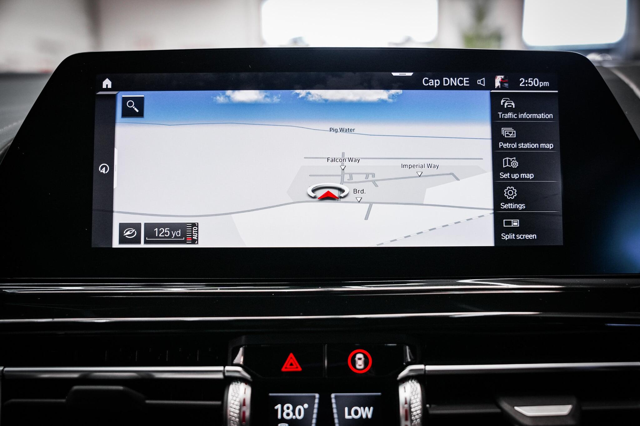 BMW M8 view 45