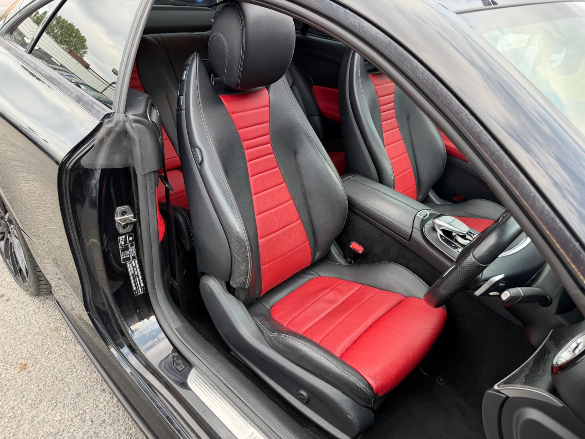 Mercedes-Benz E-Class view 19