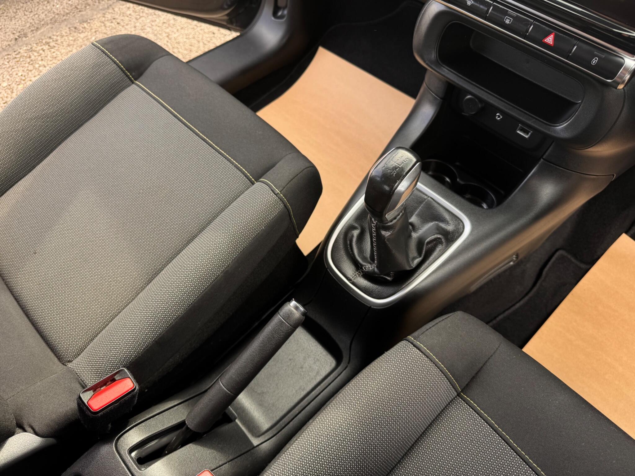 Citroen C3 view 11