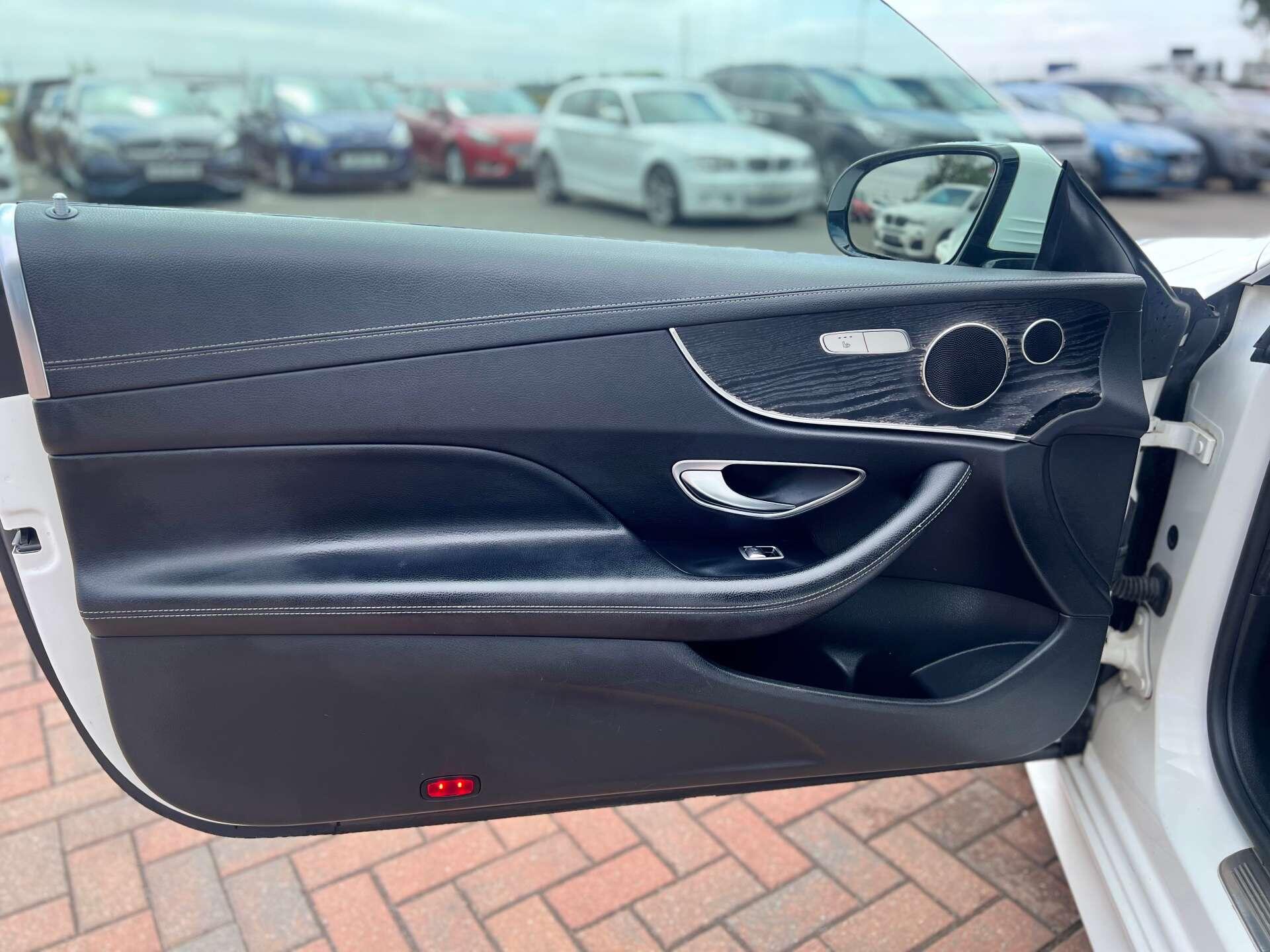 Mercedes-Benz E-Class view 36