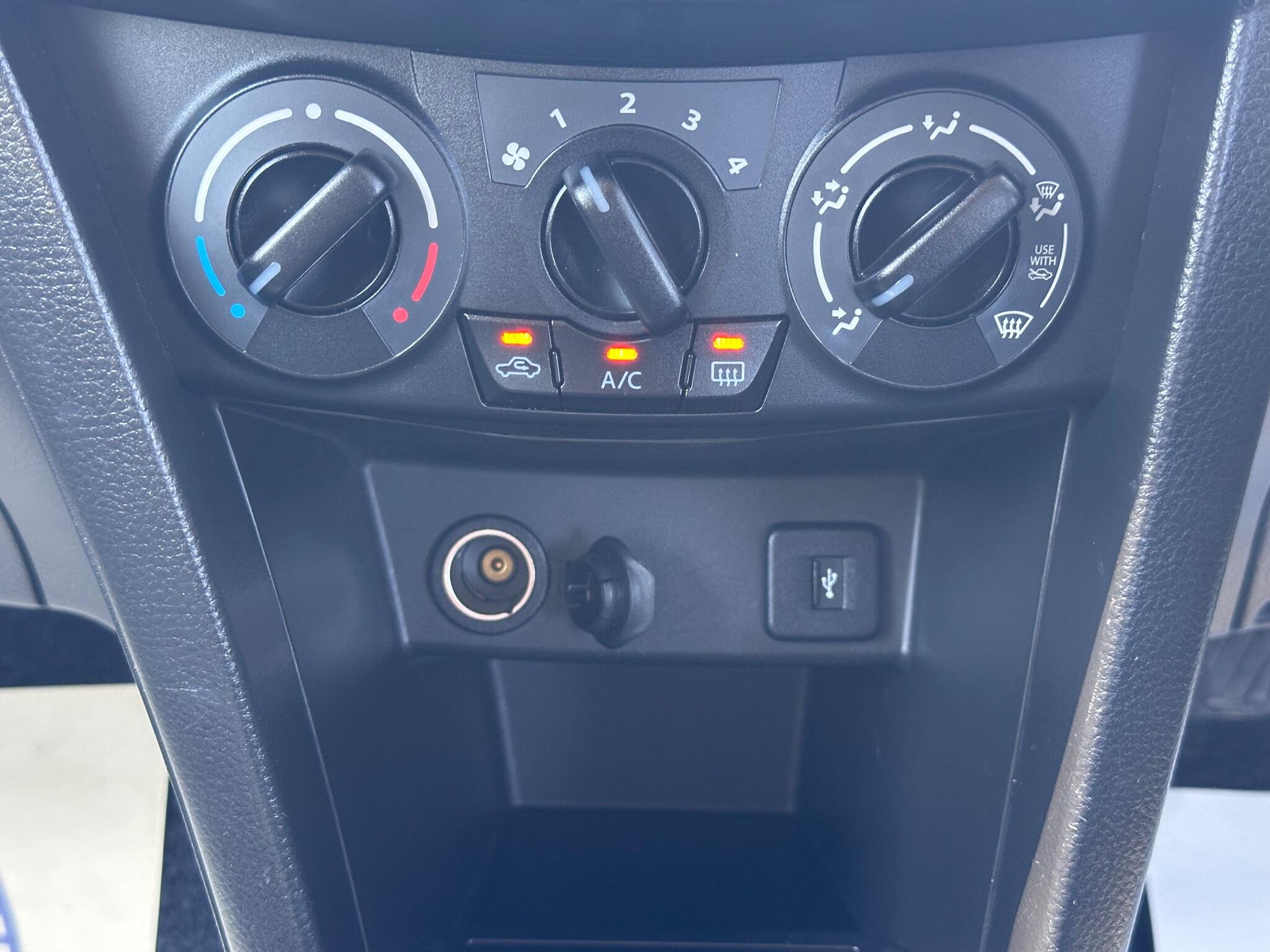 Suzuki Swift view 43